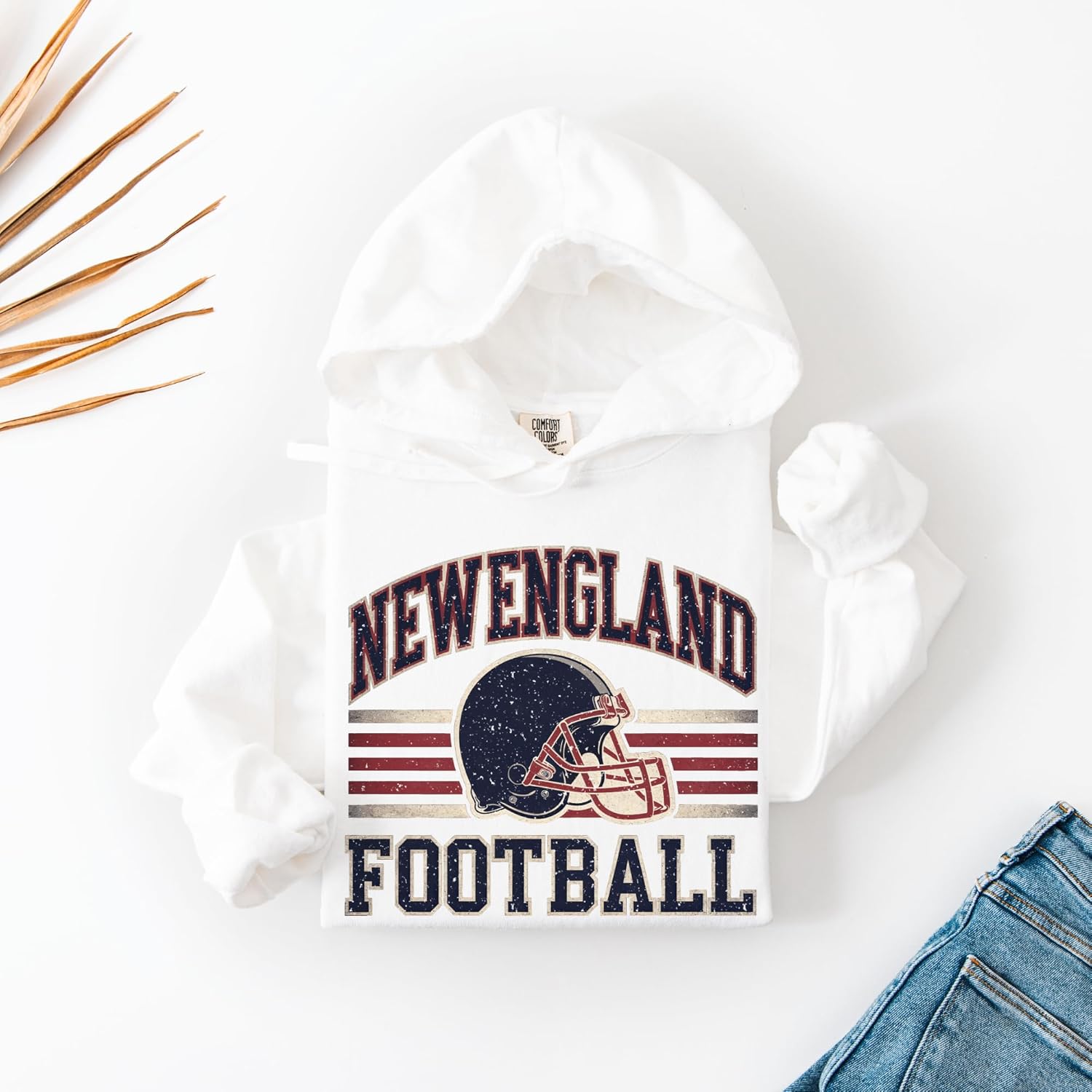Distressed New England Football Vintage Style Crewneck Sweatshirt for Women Men – Retro Game Day Pullover