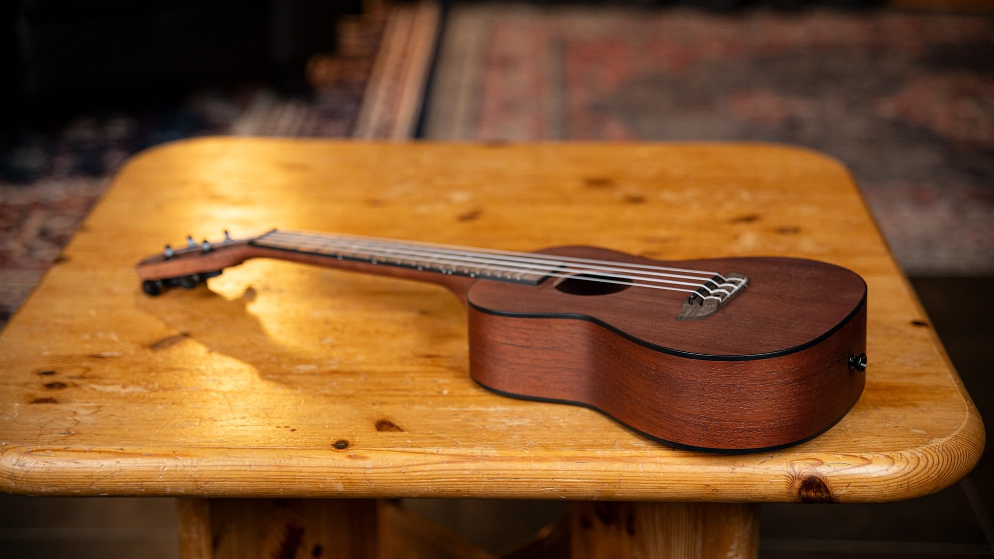 Ortega Guitars Ukulélé Concert Acoustique – Série Bonfire – Sapele, Naturel (RU4MM)