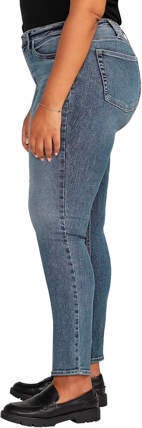 Silver Jeans Co. Women's Plus Size Most Wanted Mid Rise Straight Leg Jeans