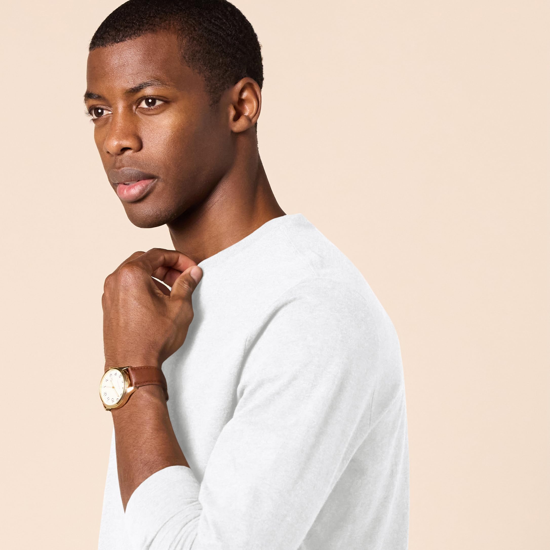 Amazon Essentials T-Shirt a Maniche Lunghe Slim Uomo