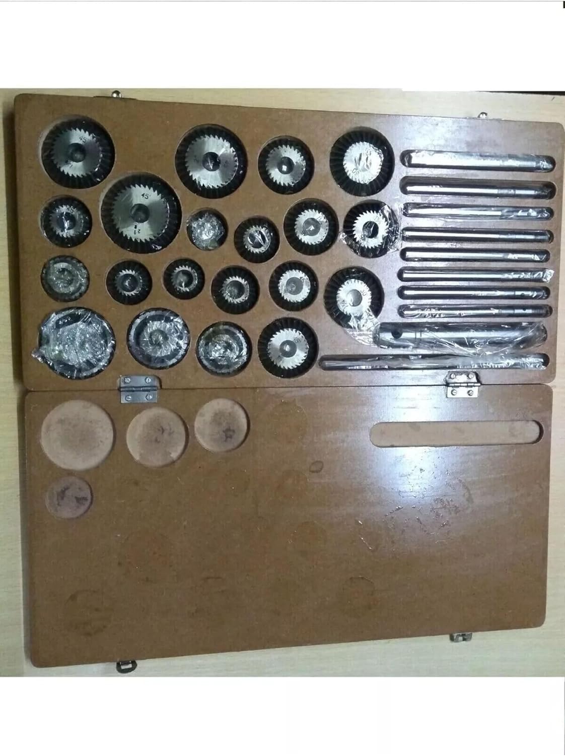 Valve Seat and Face Cutter Set for Automotive Industries, 20 Pieces