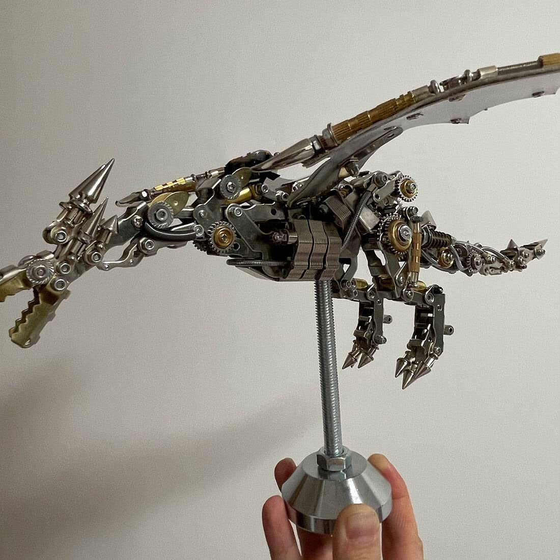 Metalowe puzzle 3D z 2 parami skrzydeł i uchwytem ze stali nierdzewnej, mechaniczne zestawy modelarskie punkowe, łamigłówka, wyzwanie, montaż, sztuka, rzemiosło, czas rodzinny (600 elementów)
