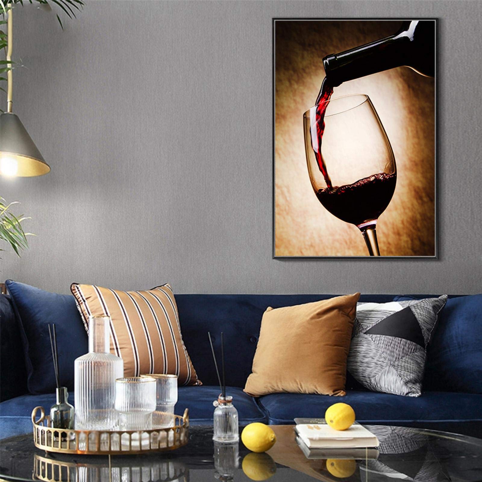 Décoration murale verre à vin rouge pour habiller un grand mur de salon vide