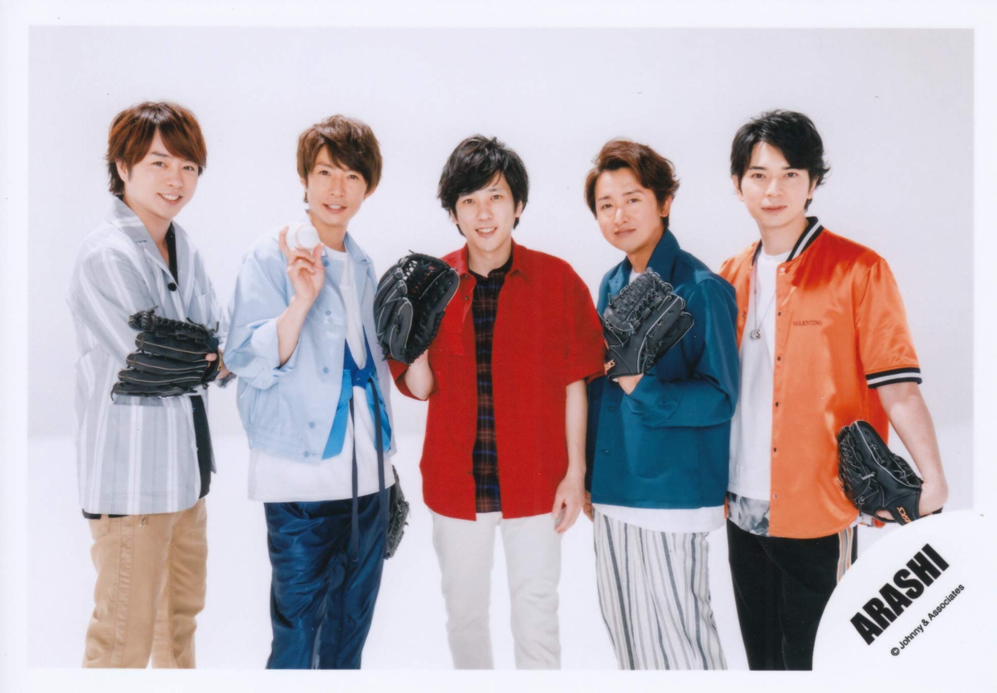 Amazon.co.jp: ARASHI 嵐 公式 生 写真 （集合）ARA00080 : おもちゃ