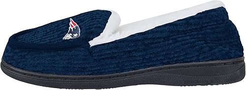 Miniatura 2 de FOCO Women's NFL Chunky Knit Moccasin Slippers