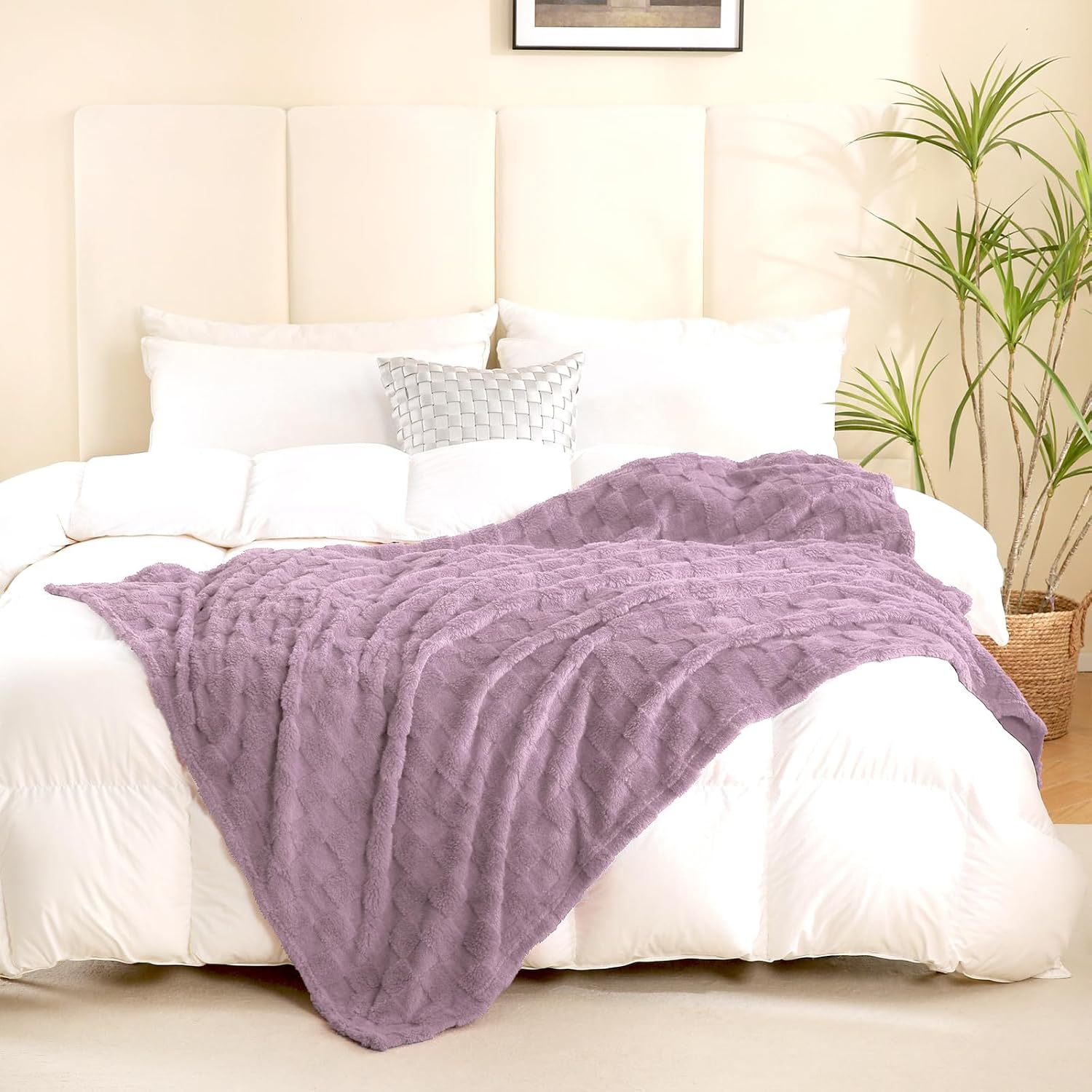 Light Purple Fleece Throw Blanket 50”×60” for Couch Sofa Bed,Super Soft Cozy Plush Microfiber Flannel Blanket with 3D Checkered Design Lightweight for Adults,Woman,Girls - Image 4