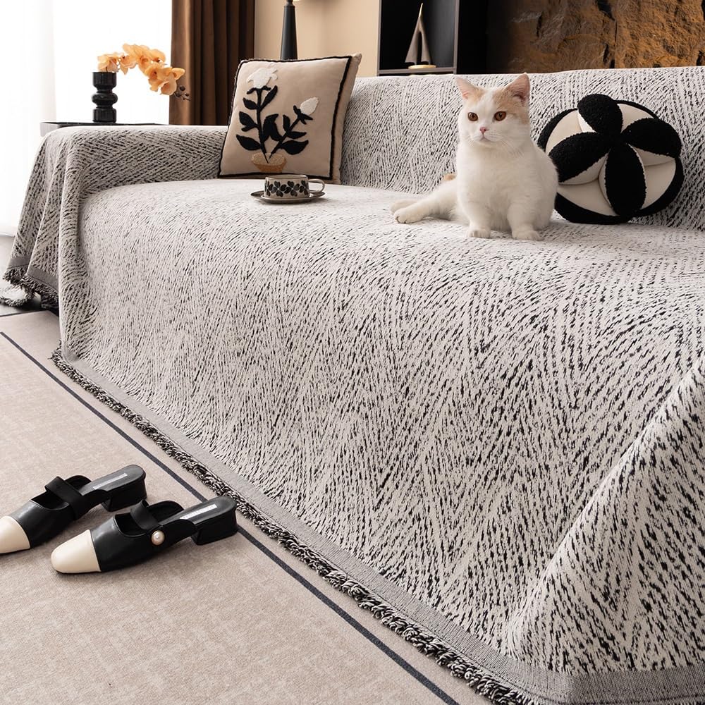 LIQOOEO Boho Chenille Sofa Throw with Tassel Fringe