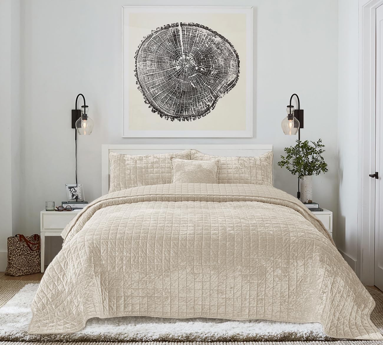 Luxurious Velvet King Quilt Set - Beige -9