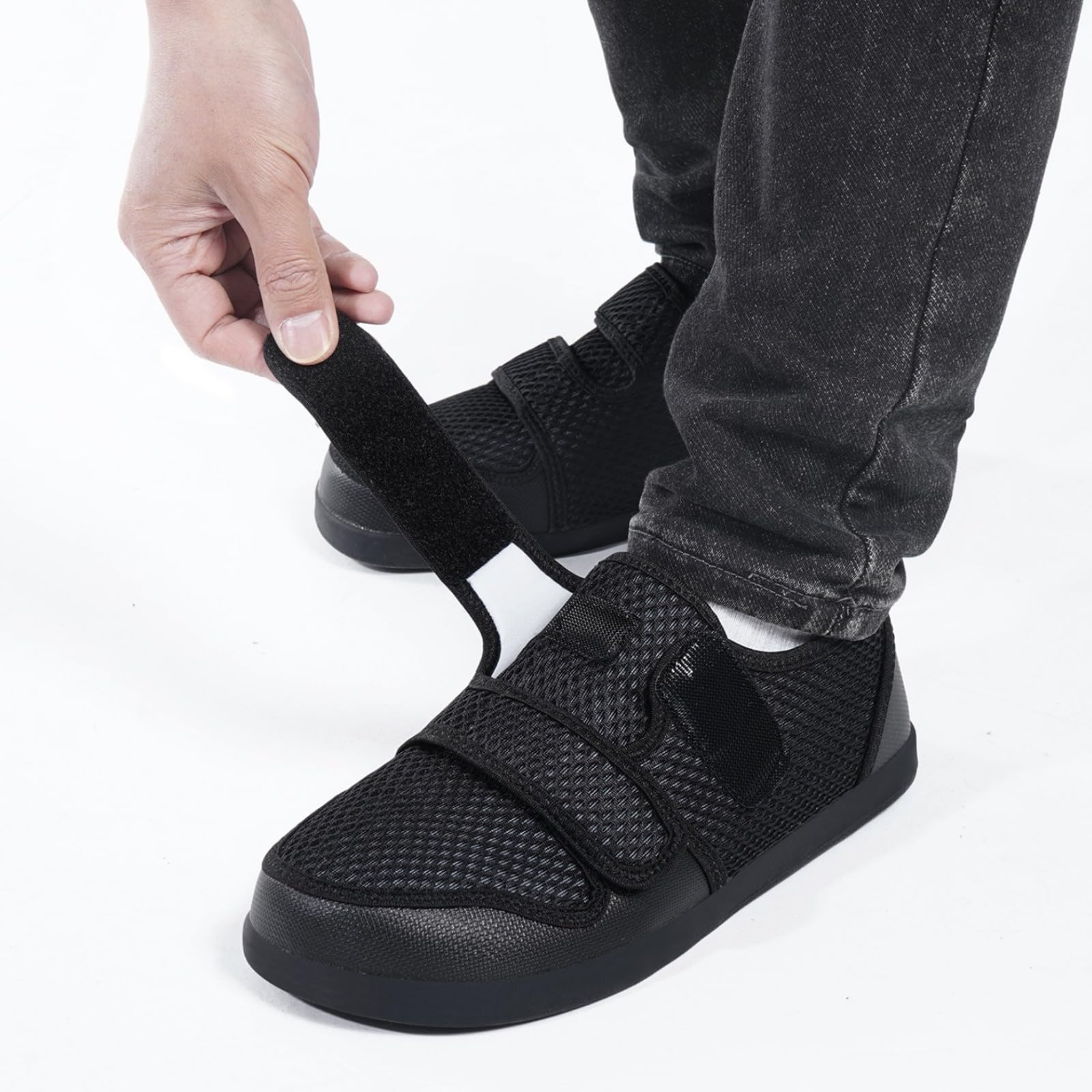 Hsyooes Chaussons Femme Hommes Chaussures Réglables Scratch Pantoufles Sandales Respirable Diabéthique Chaussons Orthopédique Anti-dérapante Edema Swollen House Sabots