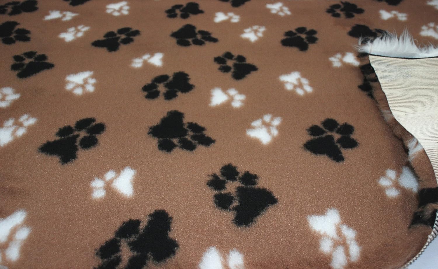 CRS Fur Fabrics Professional Non Slip Veterinary Dog Puppy Vet Bedding LG Paws - Brown, Precut - 1Mtr-150cmx100cm
