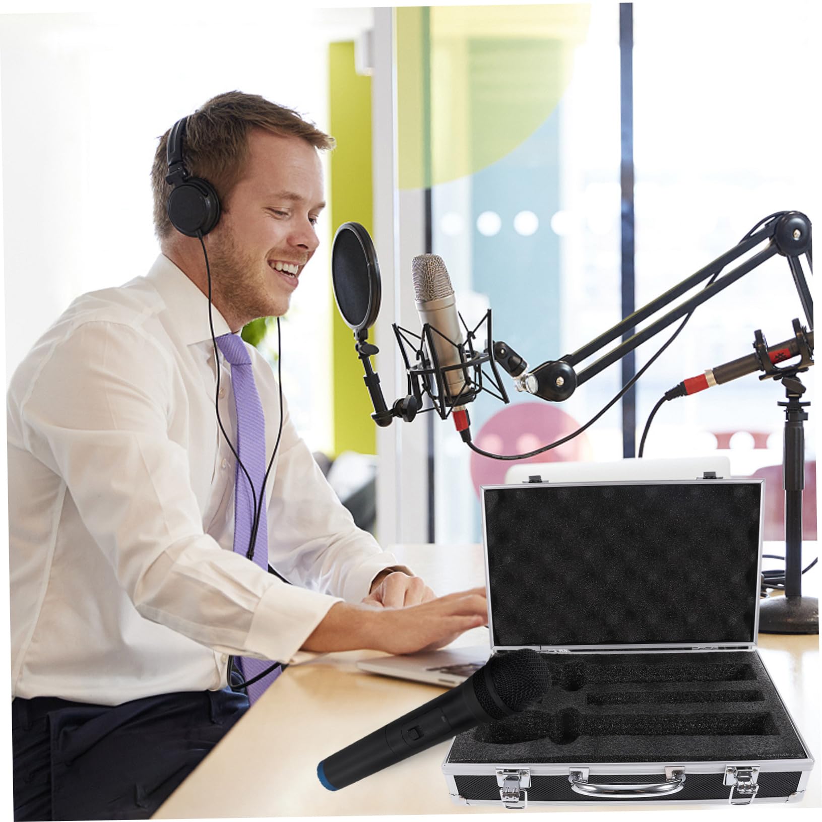 Valigia Portamicrofono Wireless in Lega di Alluminio Leggera Struttura Multi-slot e Protezione per 2 Microfoni, per Karaoke e Registrazioni