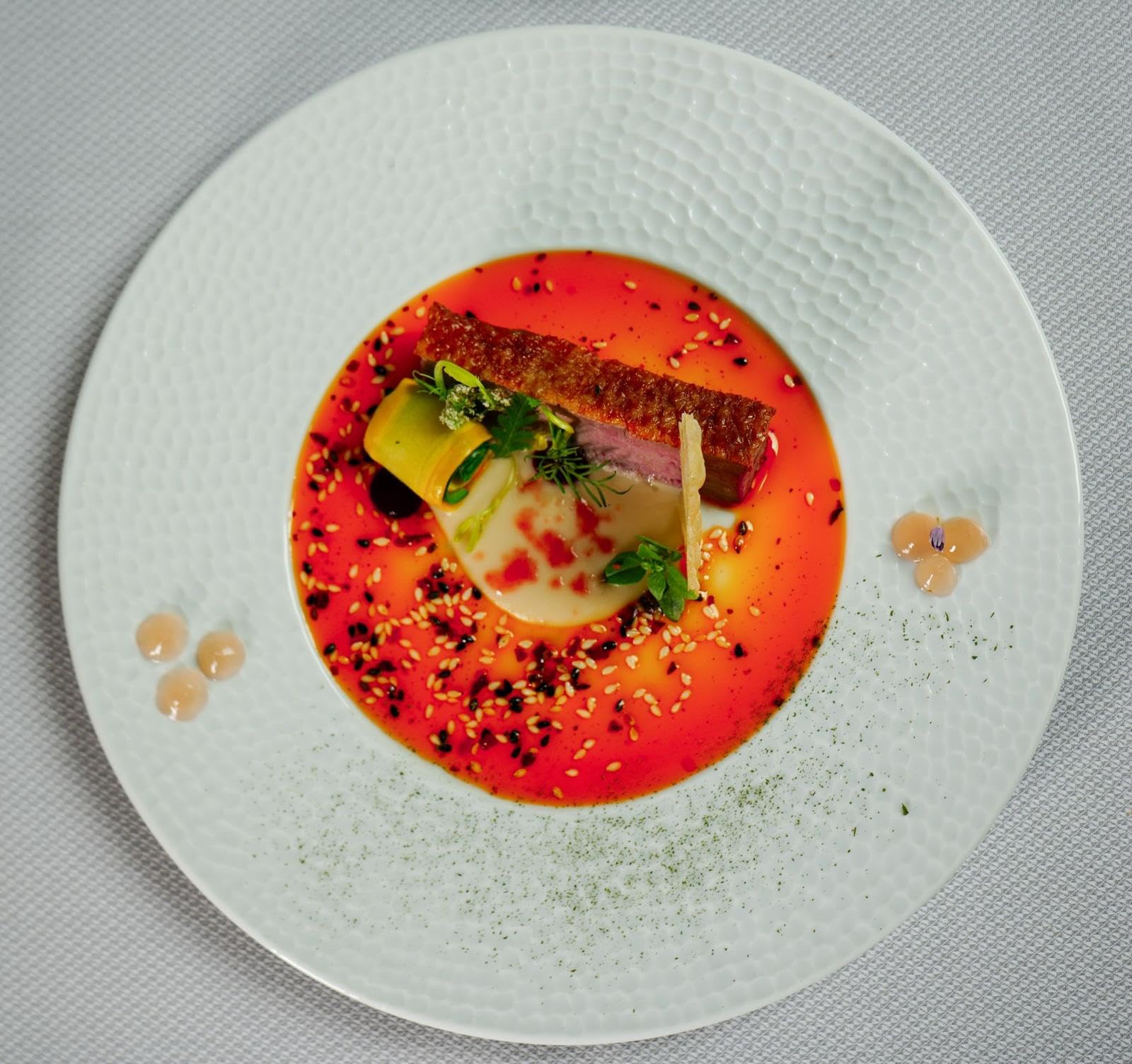Generisch Weißes Teller-Set, 6 Stück, 31 cm, mit Hammerschlag-Muster, Flach, für Gastronomie und Haushalt