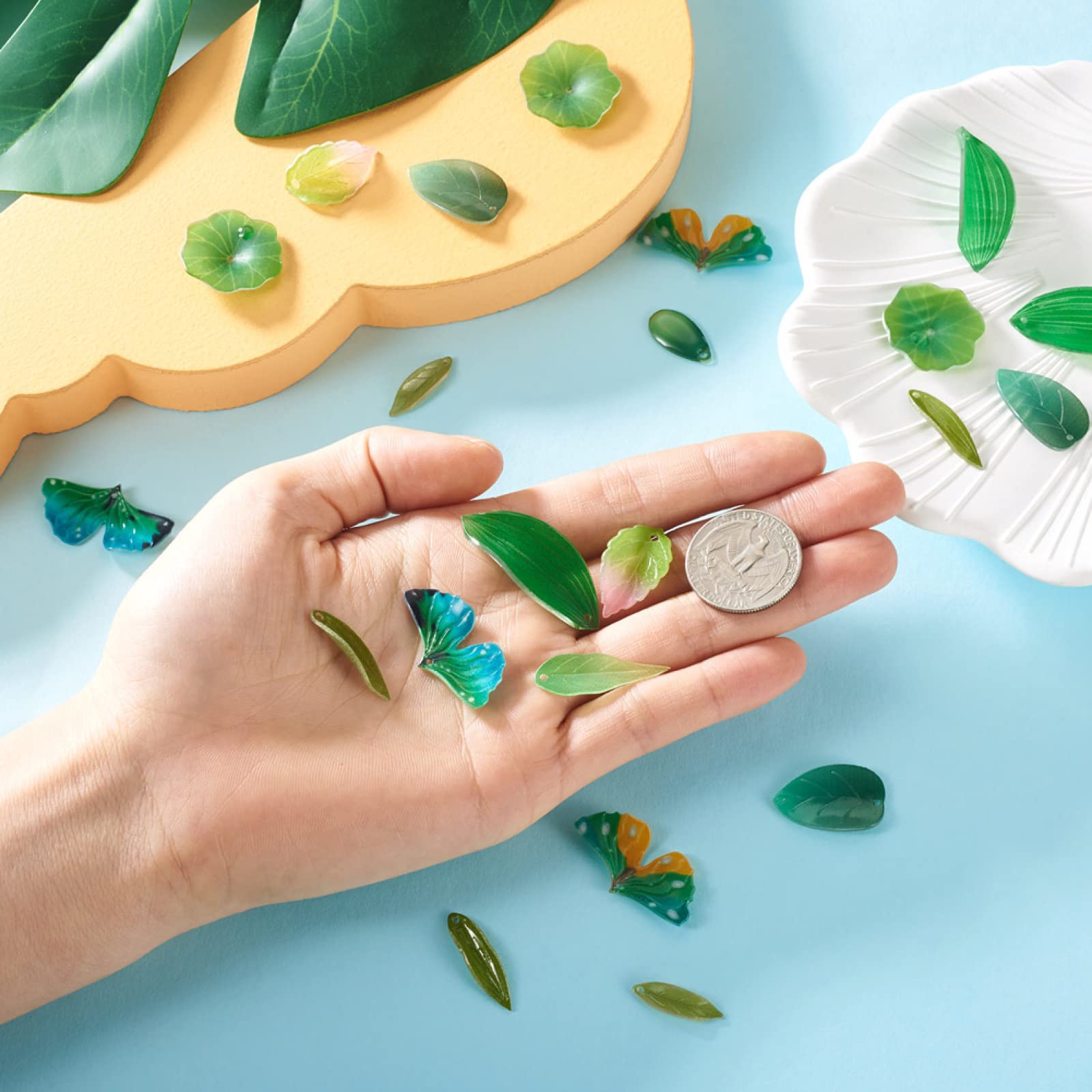 Craftdady 40Pcs Plastic Leaf Pendants Frosted and Glossy Mixed Colors Opaque Texture Leaves Charms With Hole For Summer Spring DIY Jewellery Making - Image 2