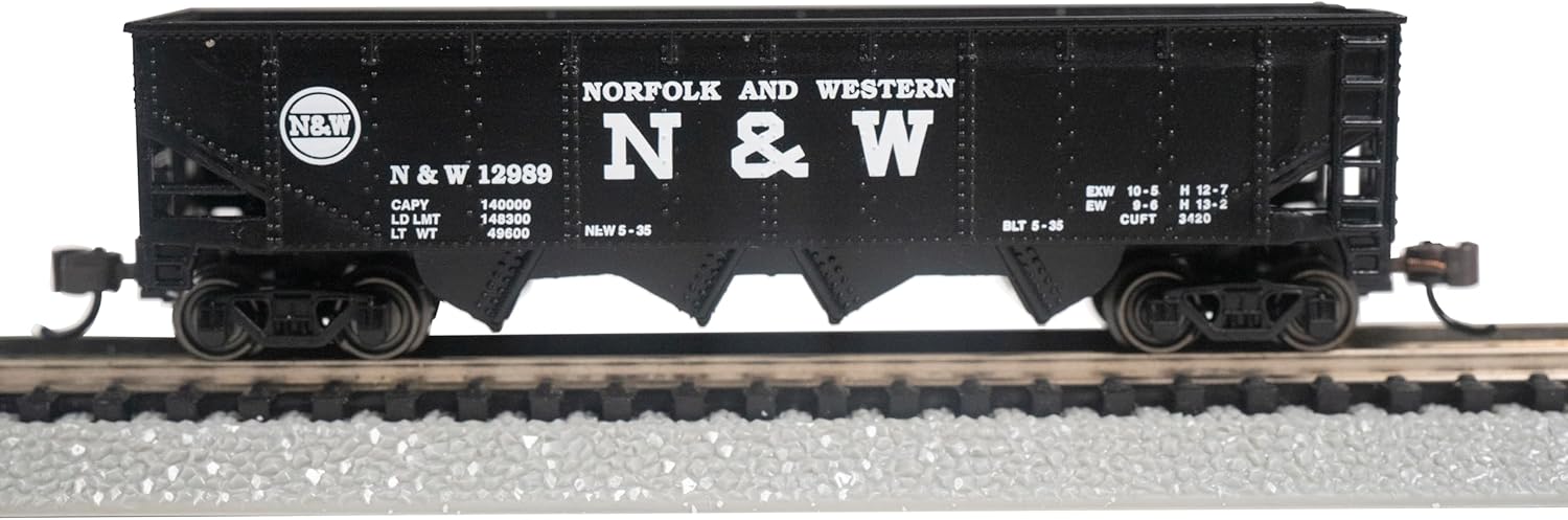 Bachmann Trains - 40' Quad Hopper - Norfolk & Western #12986 - N Scale