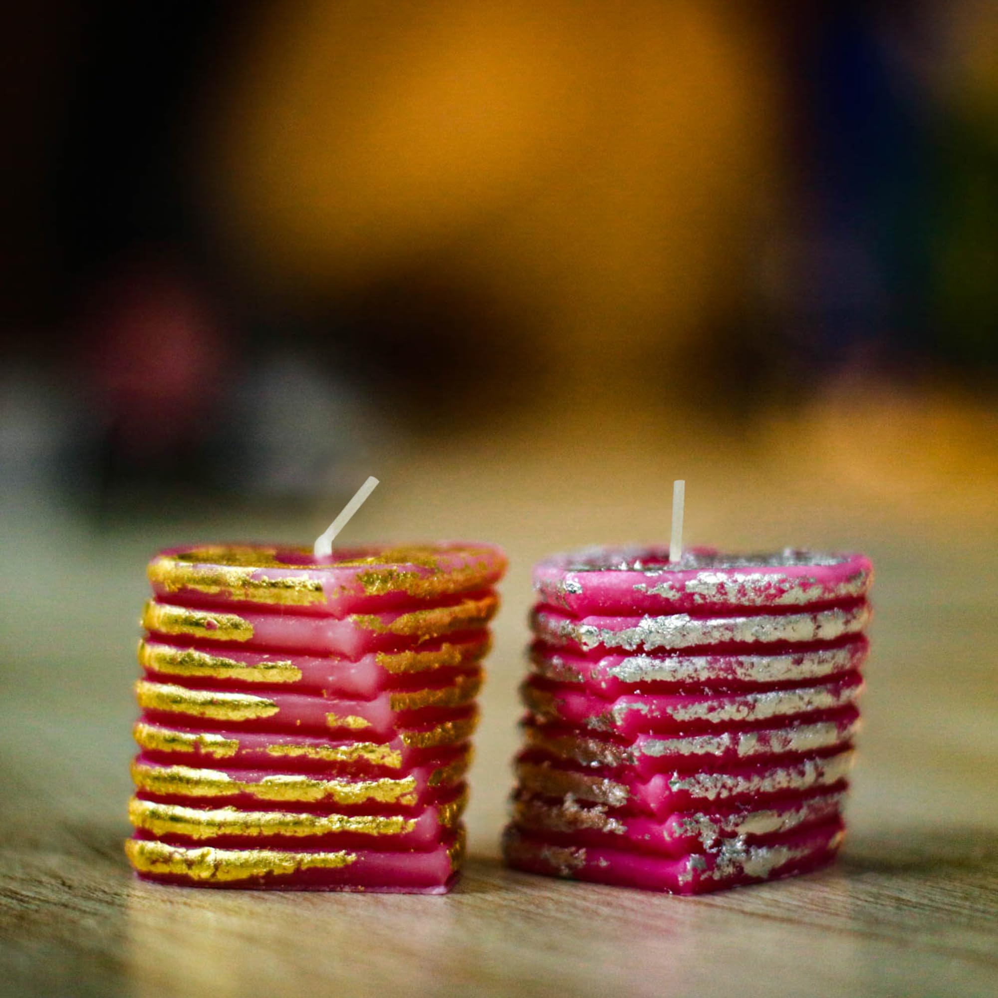 Urban Posh – 2-Pack Heart Foil Scented Candles – Gold & Silver Finish – Jasmine & Lavender Aromas – Romantic Gift for Valentine’s Day, Weddings & Home Decor