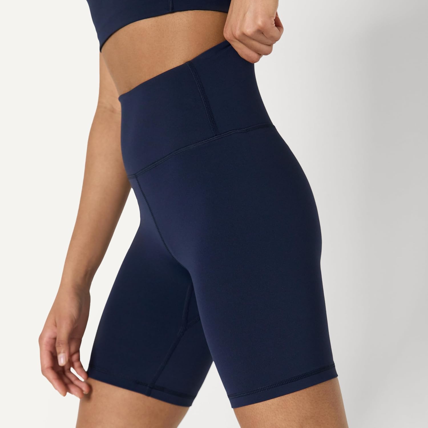 Amazon Essentials Women's Active FormFlex Buttery Soft High Waist Yoga Biker Shorts - Image 5