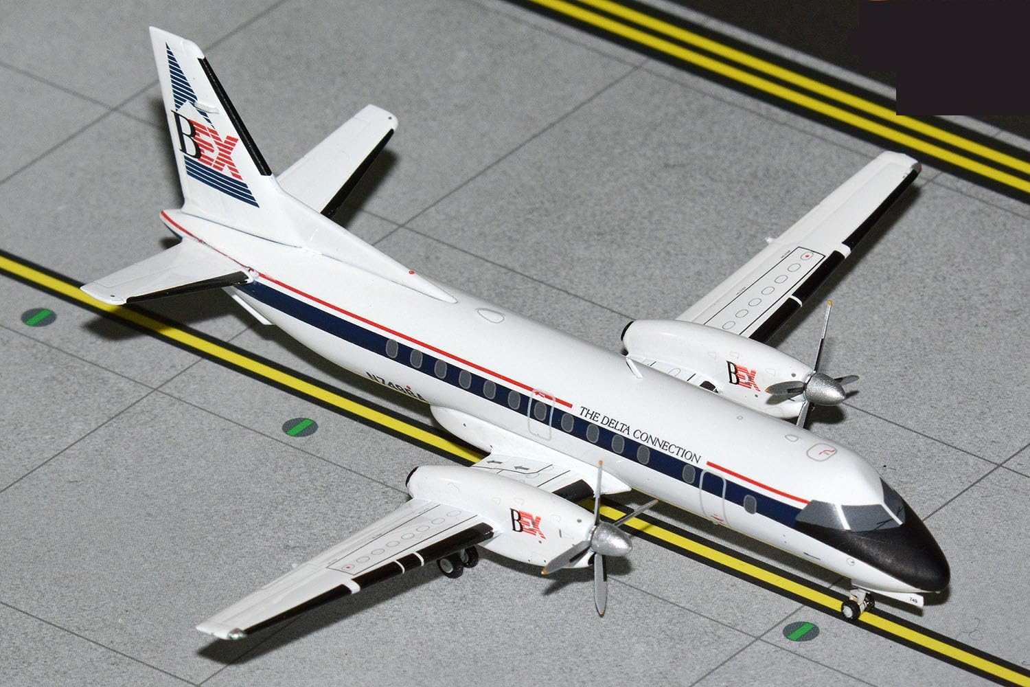 GeminiJets G2GAA1345 Business Express/Delta Connection Saab 340A N749BA; Scale 1:200