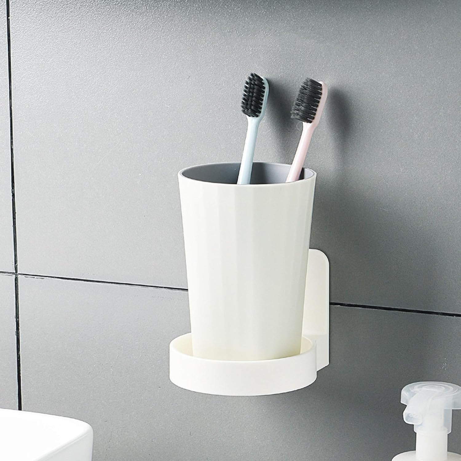 Wall-Hanging Round Cup Holder No-Punching Bathroom Wash Cup Emulsion Bottle Holder Multi-Functional Kitchen Seasoning Bottle Storage Rack White