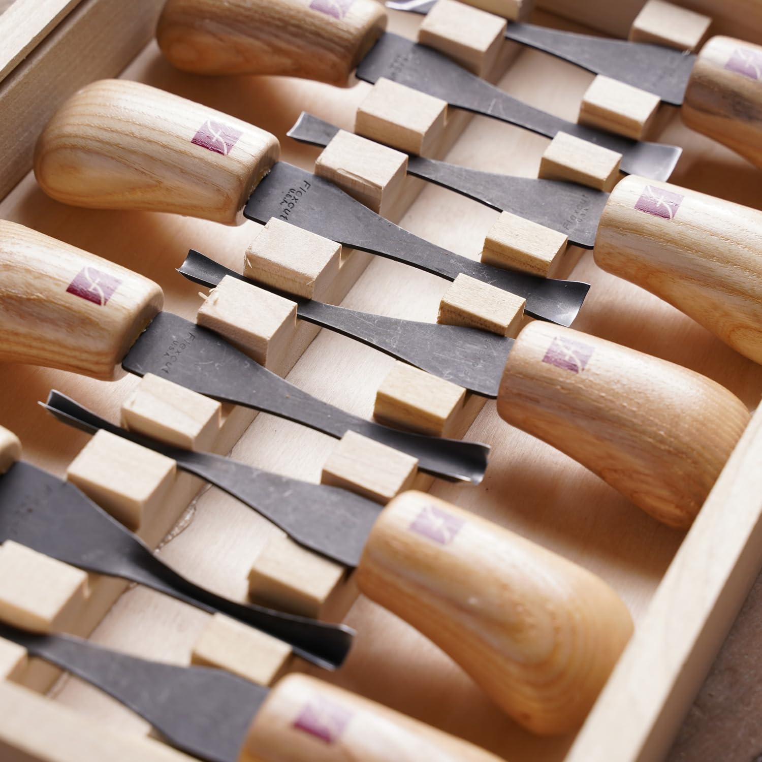 Amazon.com: Flexcut Carving Tools Deluxe Palm Gouge Set