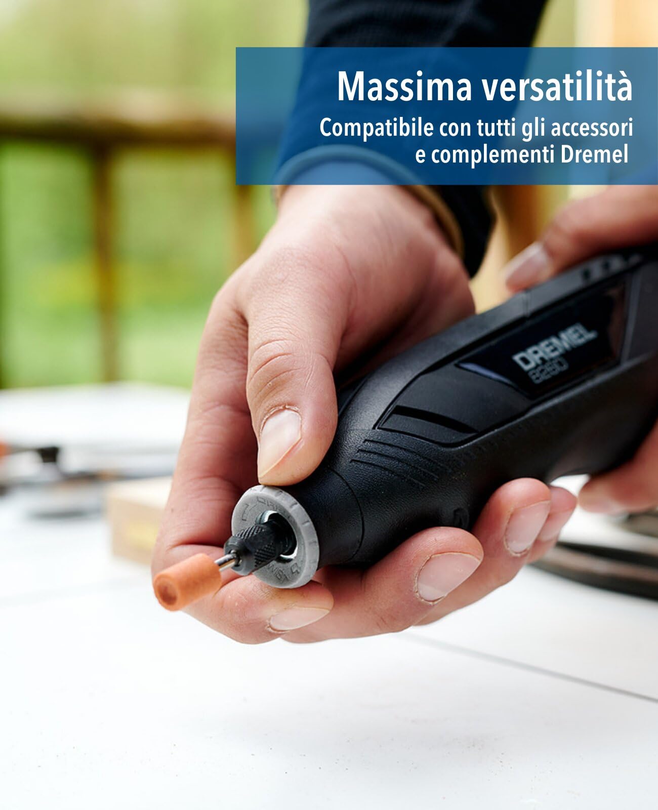 Dremel 8260 Multiutensile a Batteria con Motore Brushless e Batteria al Litio da 12 V 3 Ah, Kit con 5 Accessori, Velocità Variabile 5.000-30.000 giri/min