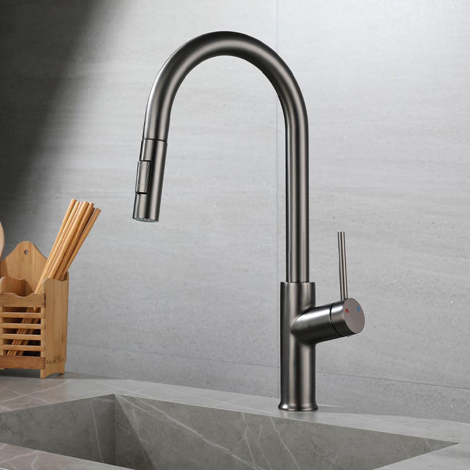 Fanjubei Gray 304 Stainless Steel Rotating Pull-Out Hot And Cold Kitchen Faucet,
