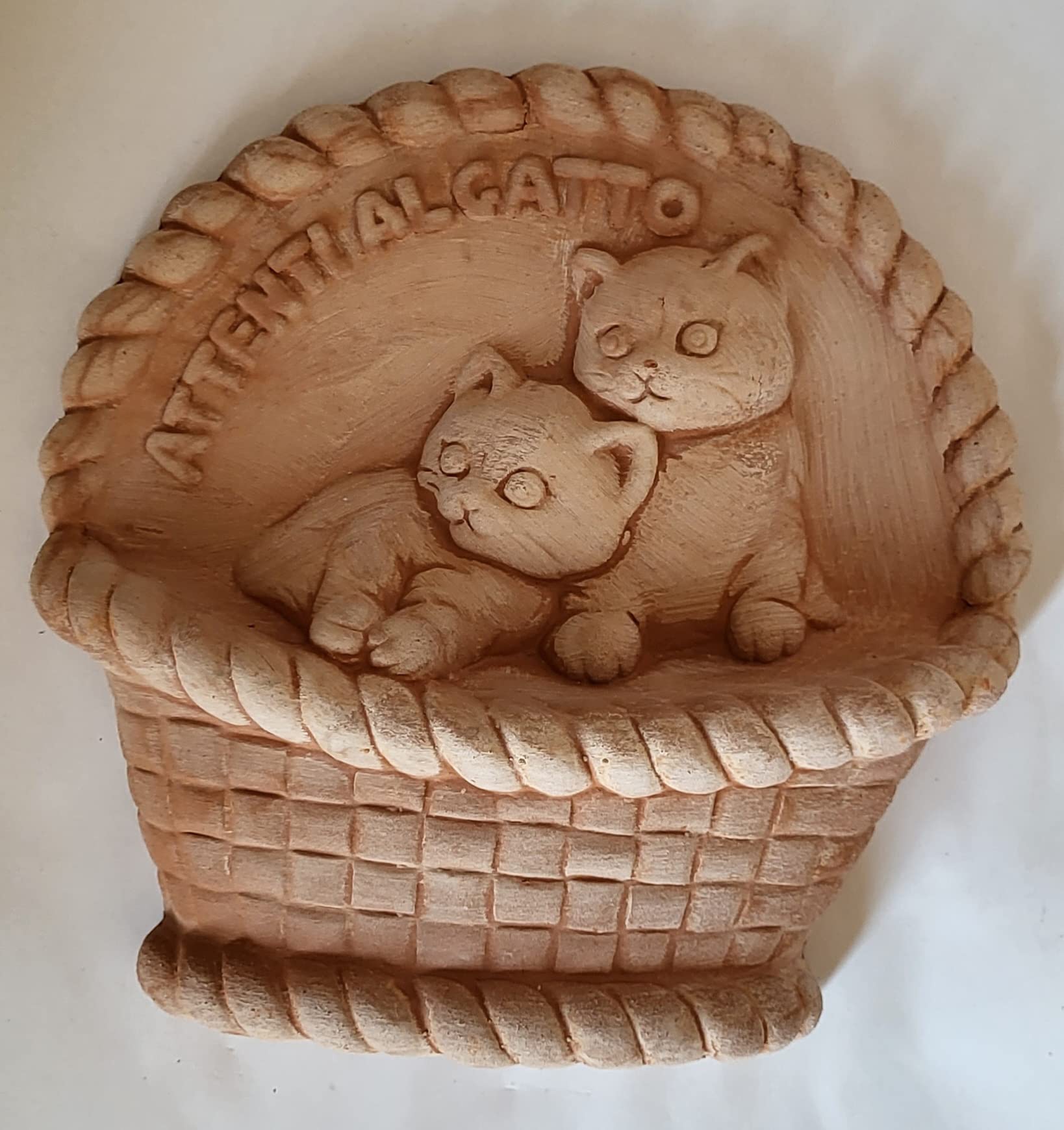 Generico Attenti al Gatto in Terracotta Pannello Decorativo Parete Fatto a Mano in Italia Diametro 22 cm Altezza 22 cm