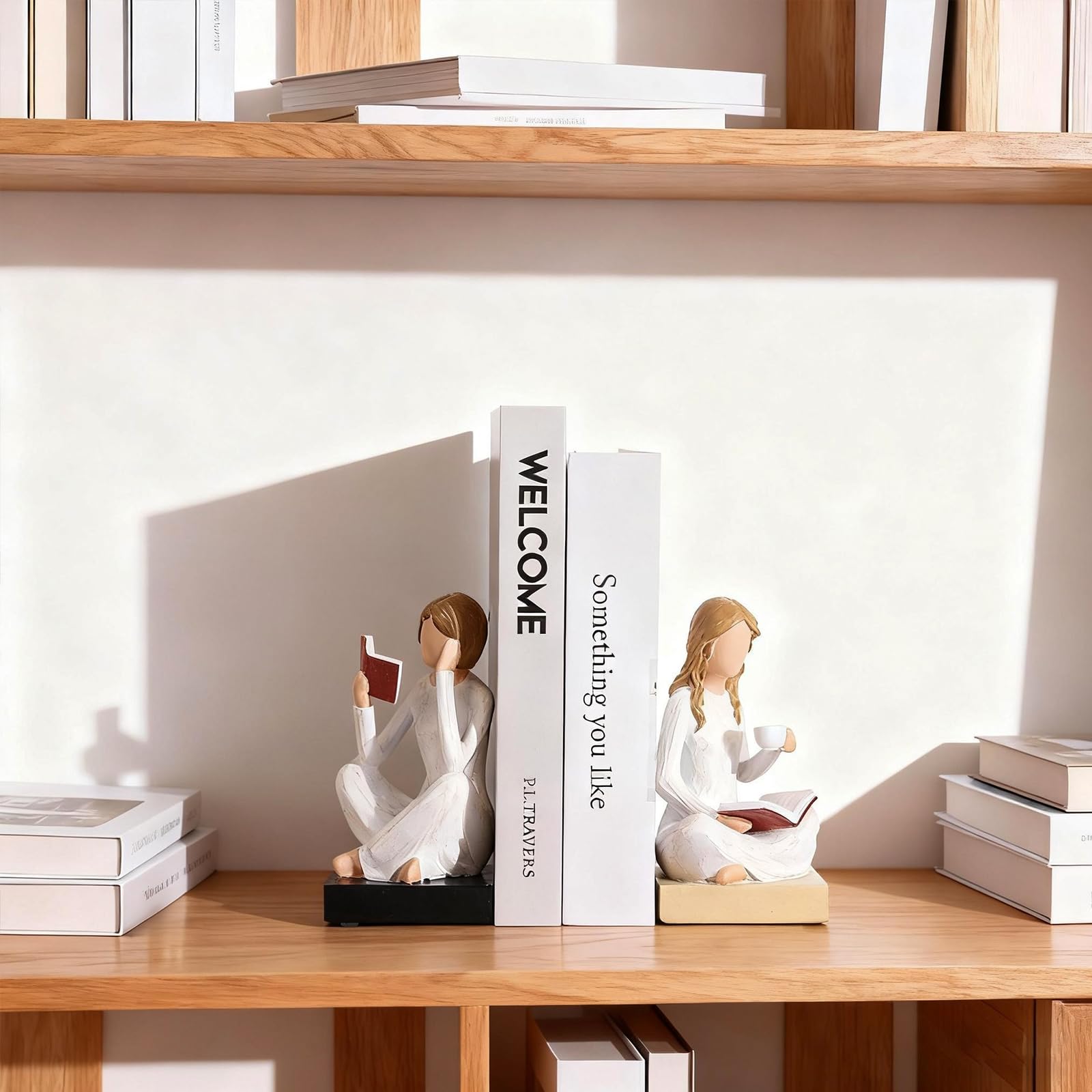 Fermalibri Decorativi Set 2 Pezzi, Fermalibri Ragazza che Legge in Resina, Decorazione per Libreria e Scrivania, Casa Ufficio Biblioteca, Regalo per Amanti dei Libri