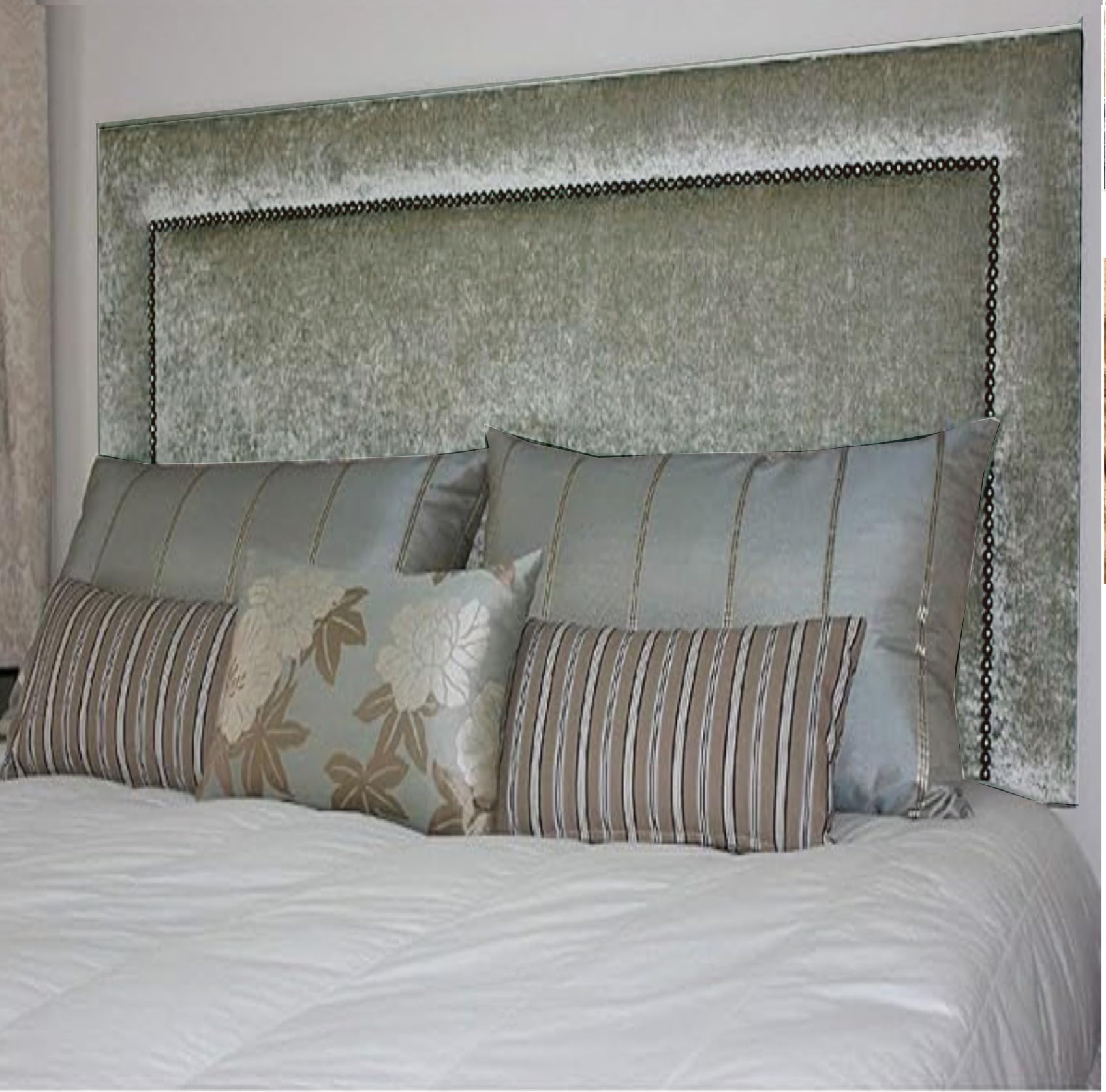 ELEGANT DESIGN STUDDED HEADBOARD IN LUXURY CRUSHED VELVET FABRIC - 3FT SINGLE, 4FT SMALL DOUBLE, 4FT6 DOUBLE, 5FT KING SIZE, 6FT SUPER KING SIZE - 30" HEIGHT (GREY, 4FT SMALL DOUBLE SIZE)