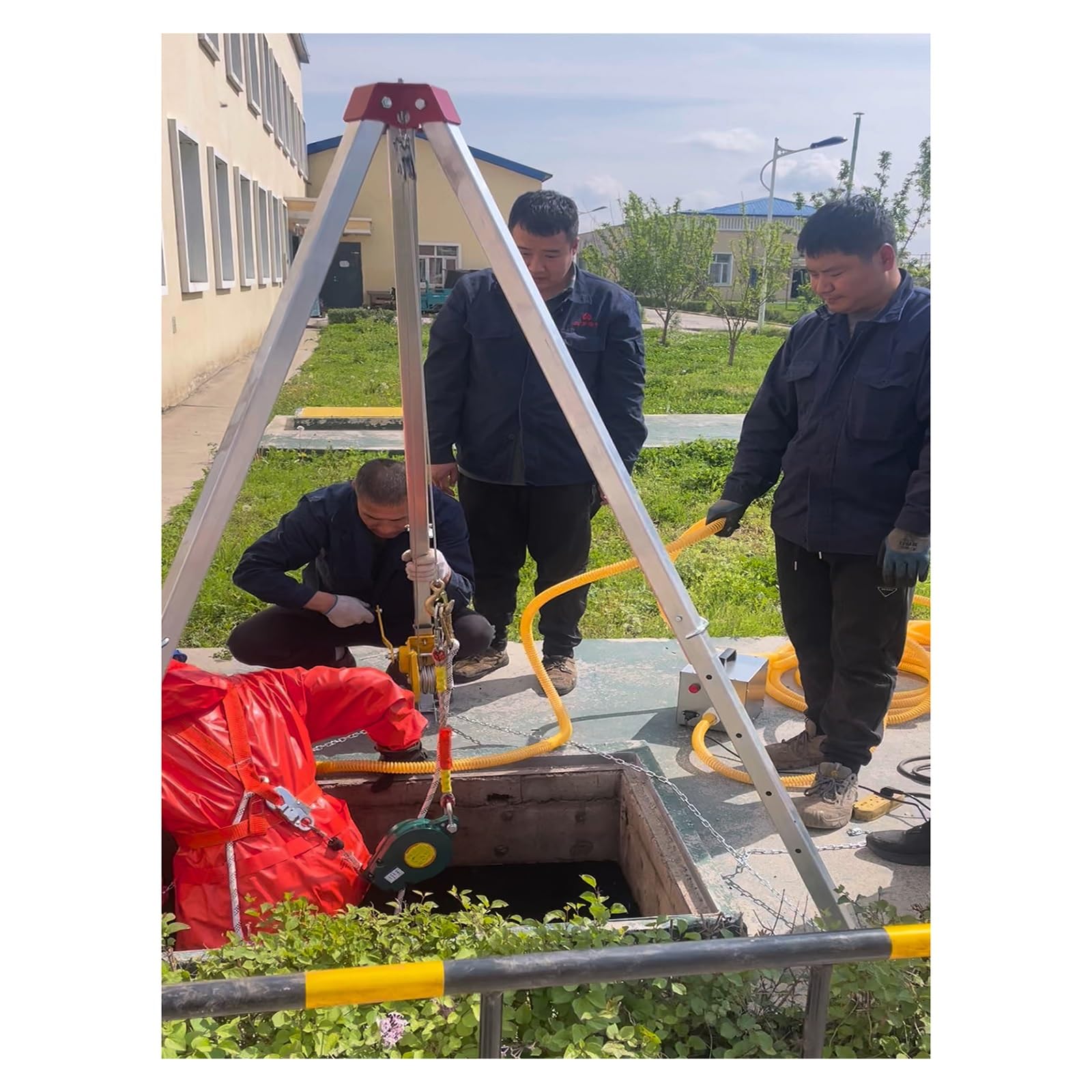 Genérico Kit de trípode para Rescate en pozos de Registro con arnés y Dispositivo anticaídas de 20 Metros, polipasto Ajustable para exploración Segura de Cabezales de Pozo, Sistema de cabrestante aut