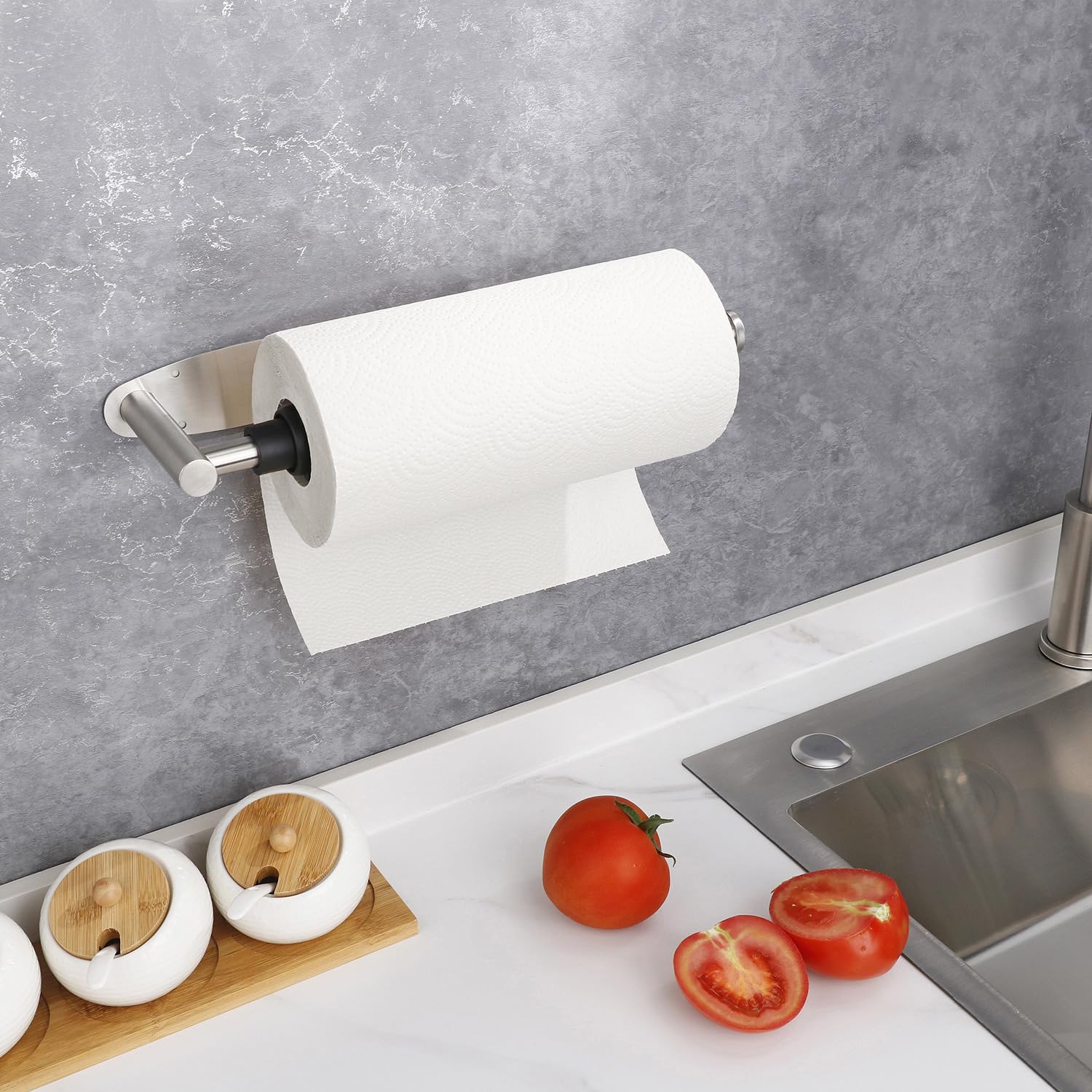 Soporte para toallas de papel operable de una sola mano debajo del gabinete con efecto de amortiguación, soporte de rollo de papel autoadhesivo montado en la pared para cocina y baño, acero 3