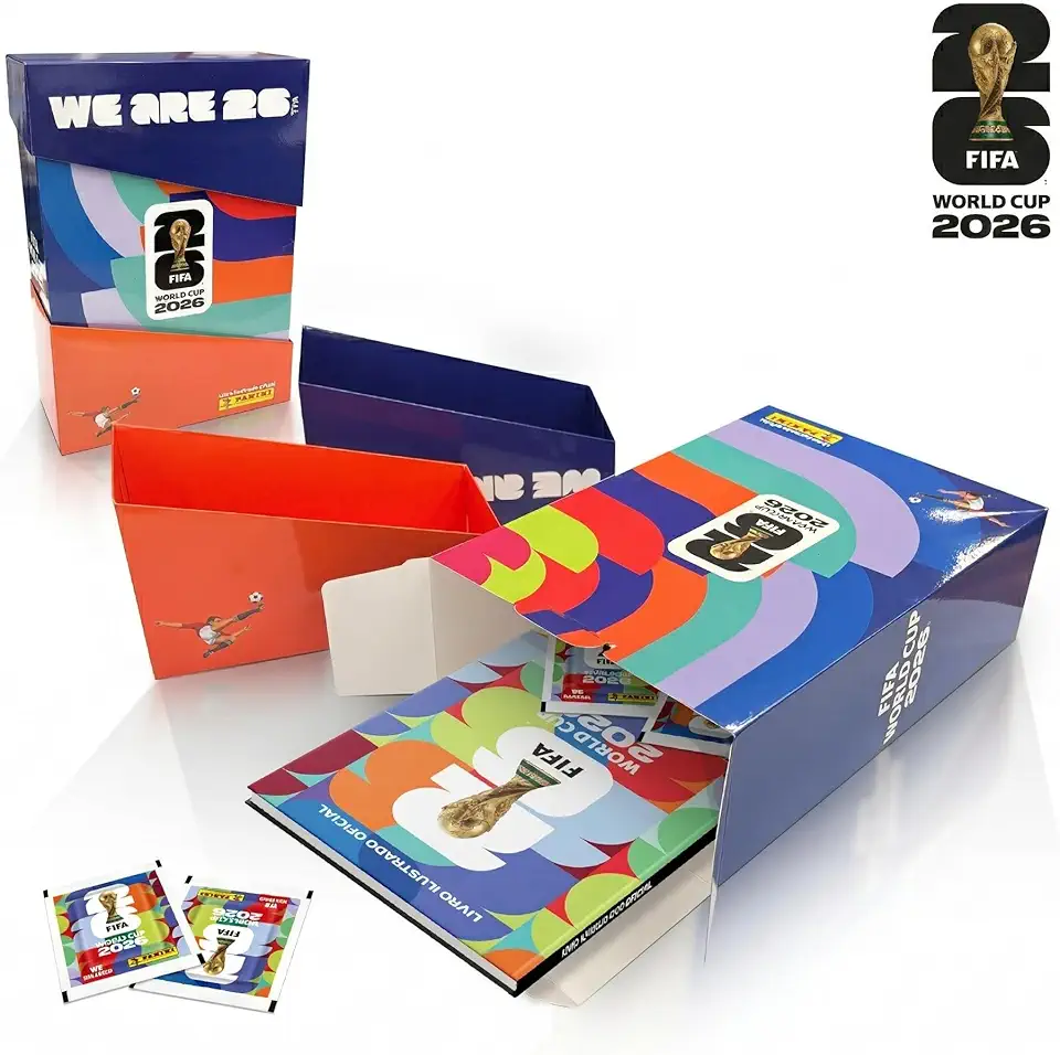 Copa do Mundo da FIFA 2026™ Box Mundial C/ 1 Álbum Capa Dura + 50 Envelopes de Figurinhas FIFA WORLD CUP 2026™