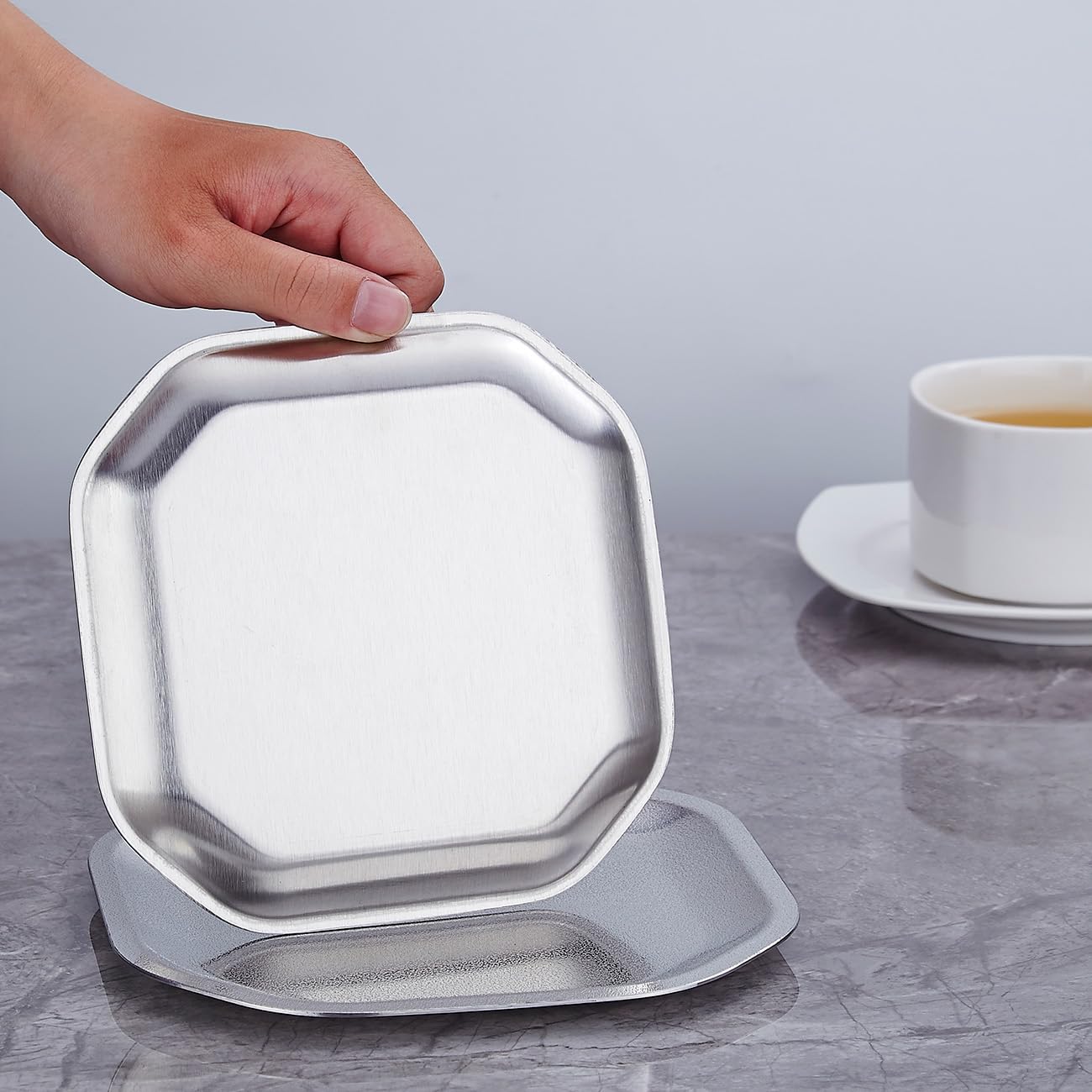 SANQIAHOME 15x15 cm quadrati Piattini da antipasto, in acciaio inox Piccoli piatti,Set di 4, argento,Dessert Piatti per Sushi, Frutta forno/Lavabile in lavastoviglie