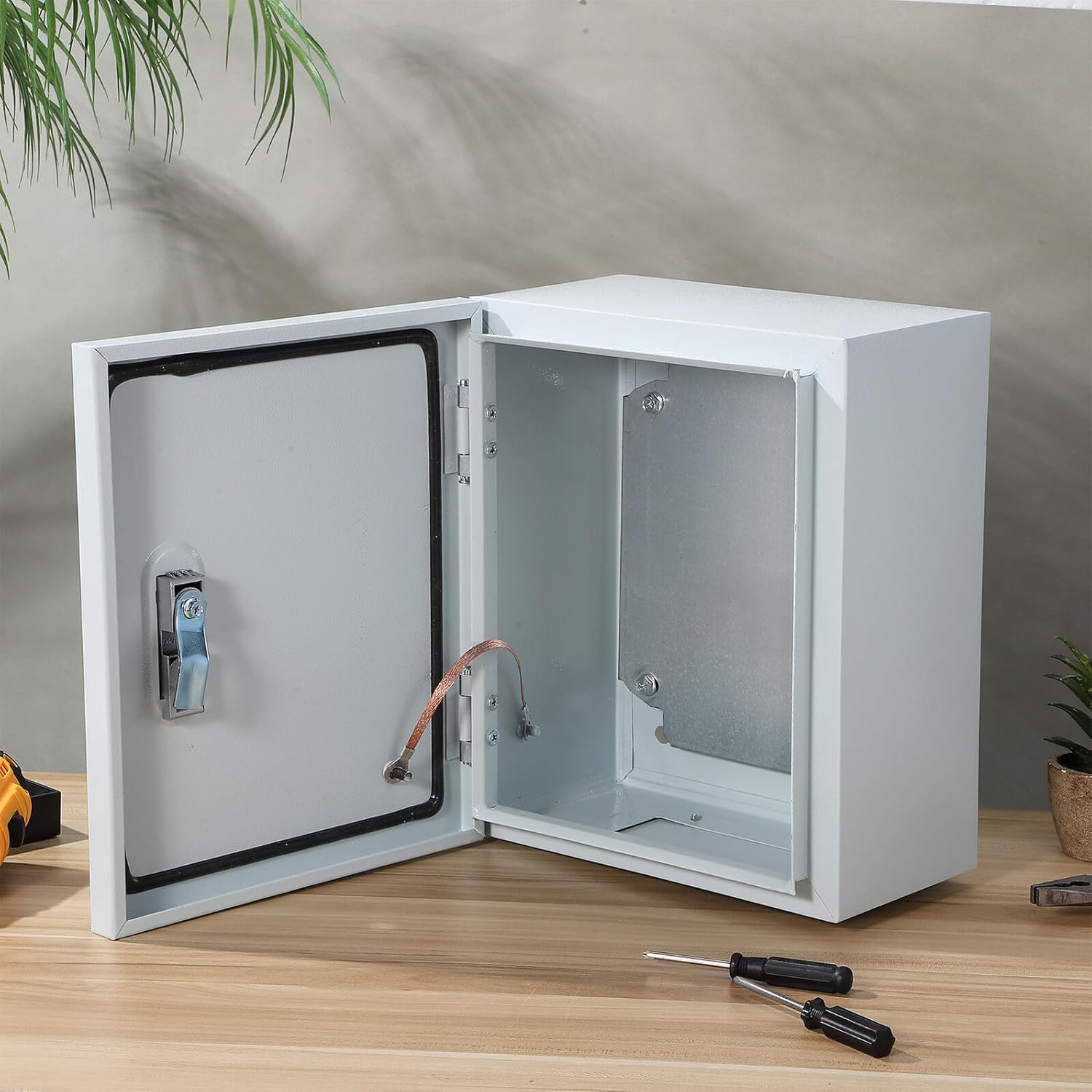 Weatherproof Splashproof Electrical Junction Box 250x300x140mm Thickened Metal Enclosure Wall-Mount Control Cabinet for Outdoor Industrial Use