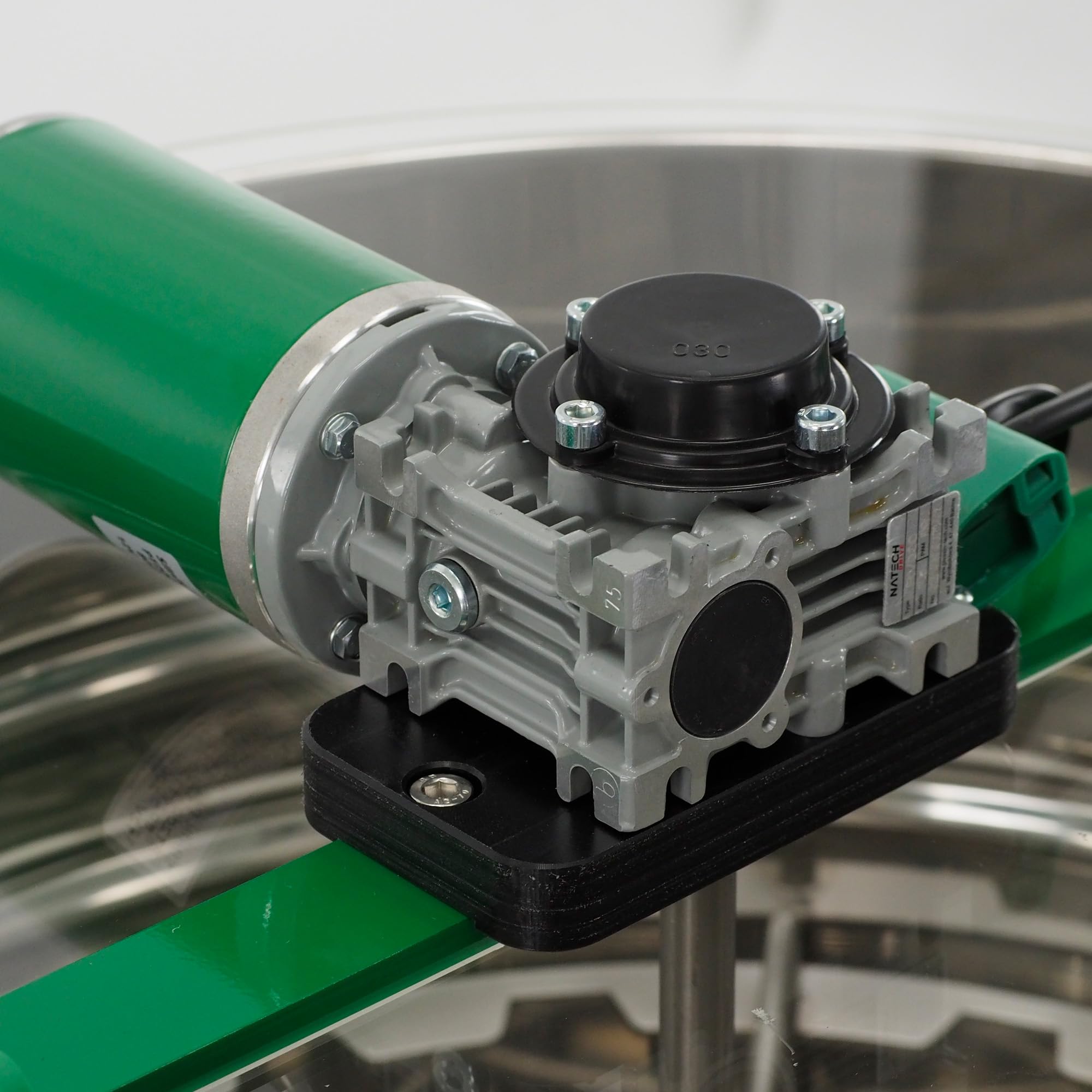 SAF Natura Honigschleuder elektrisch radial | 20 Waben | Dadant US Rahmen | 12 x Langstroth Rahmen | intuitive Steuerung | Edelstahl | Imkereibedarf | MITO