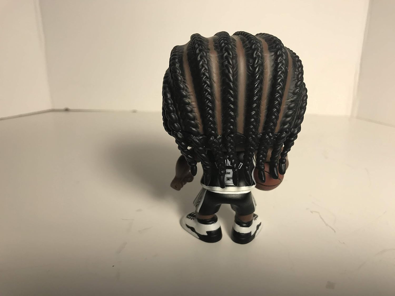 Funko POP NBA: Kawhi Leonard Collectible Vinyl Figure