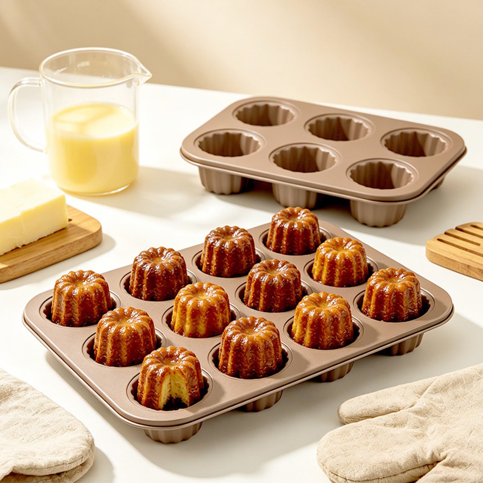 Premium Dessertform aus Kohlenstoffstahl, Heimbackausrüstung für stilvolle Canneles, die eine einfach zu verwendende Backform für französischen Teig herstellt