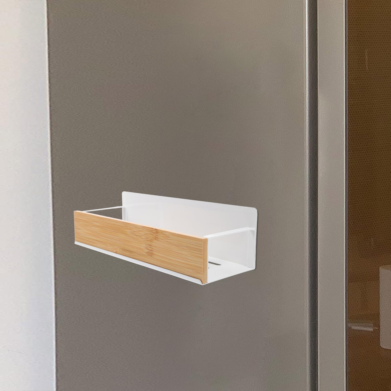Magnetisches Gewürzregal Weiß und Abgerundeten Ecken aus Kohlenstoffstahl und Holz mit Belüftetem Hohlem Boden für Vielseitige Aufbewahrung in Küche