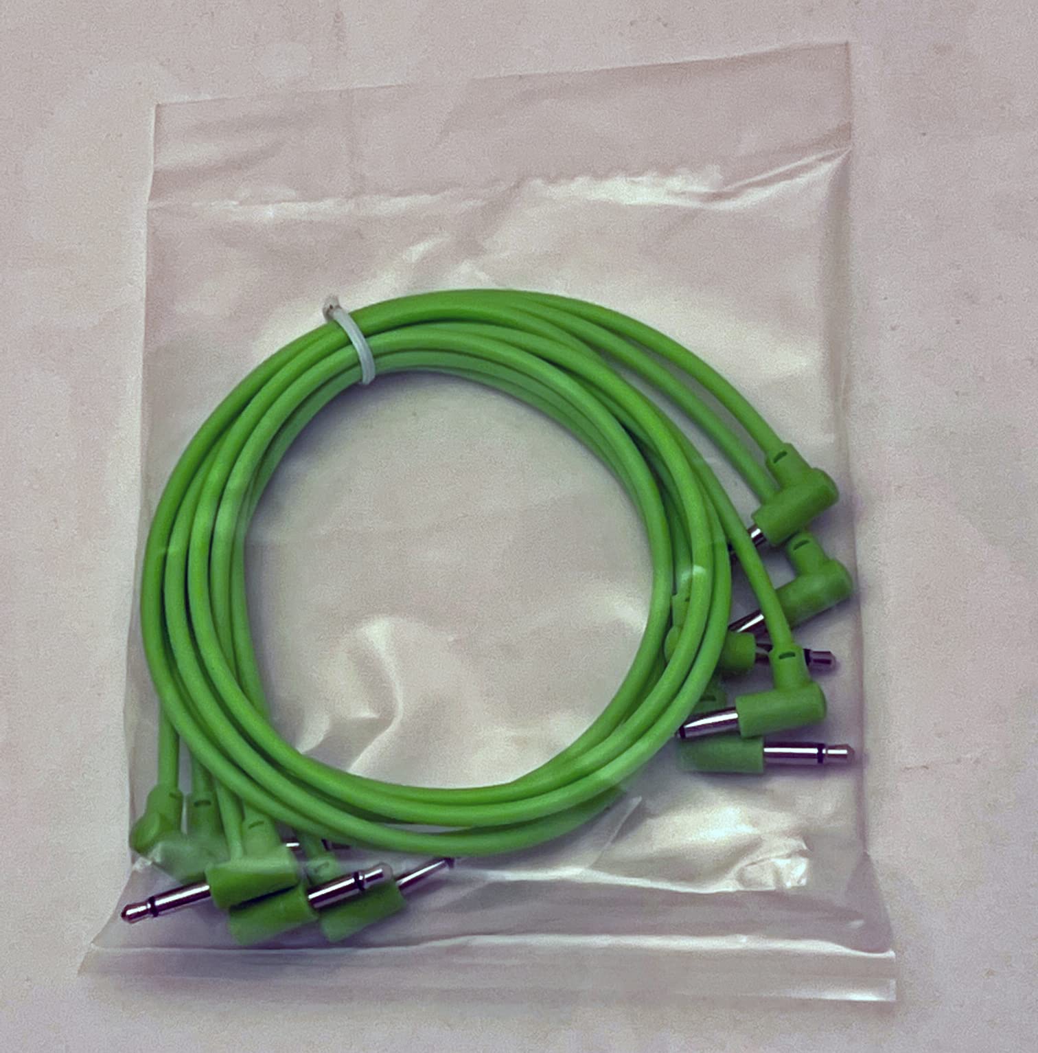 Luigis - Cavi patch Eurorack modulari M-PAR ad angolo retto, confezione da 5 cavi verdi, 45 cm