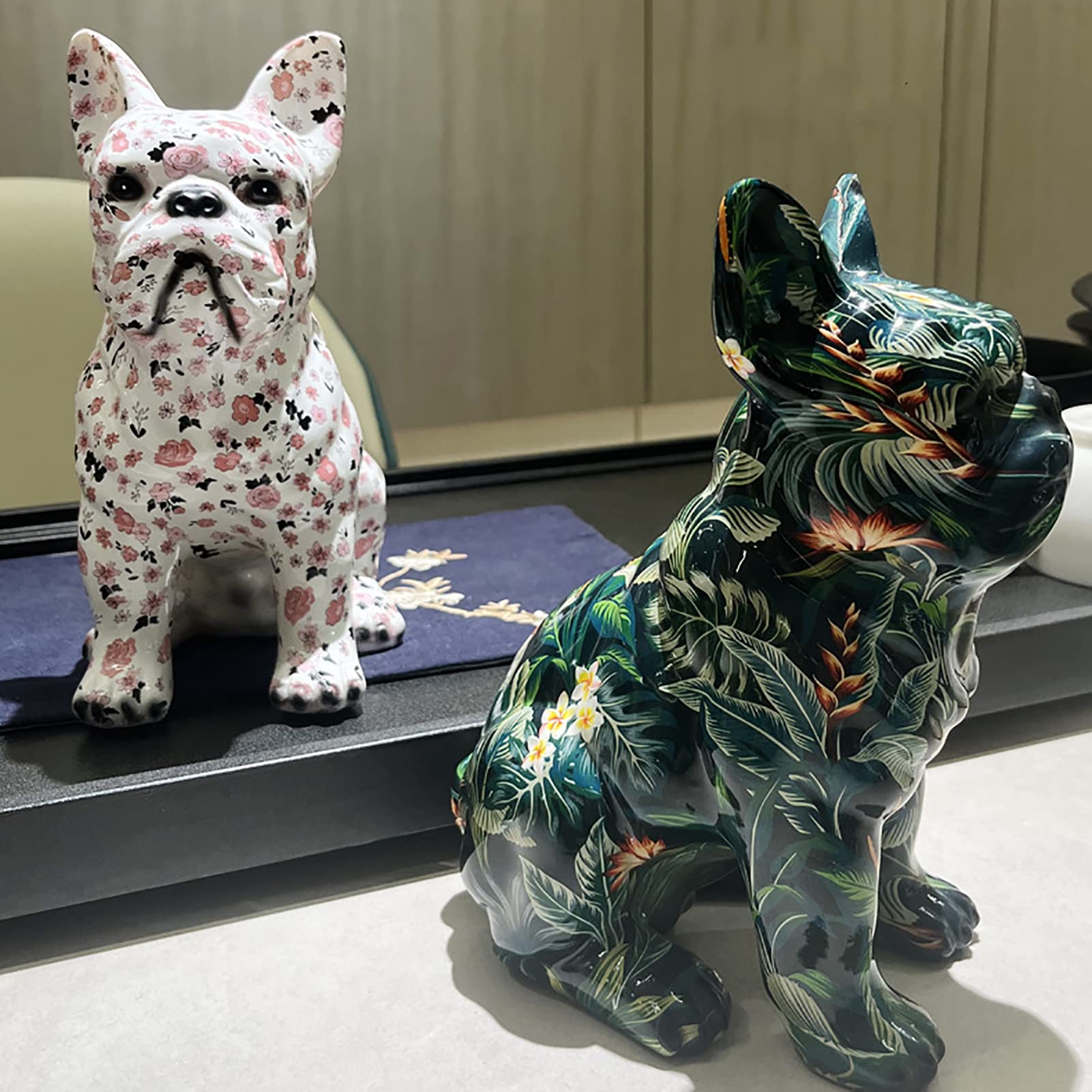 犬の頭部を持つ樹脂製彫刻 Amazon.co.jp: BK&MF 樹脂のまばゆい犬の動物の彫刻、創造的な装飾の机
