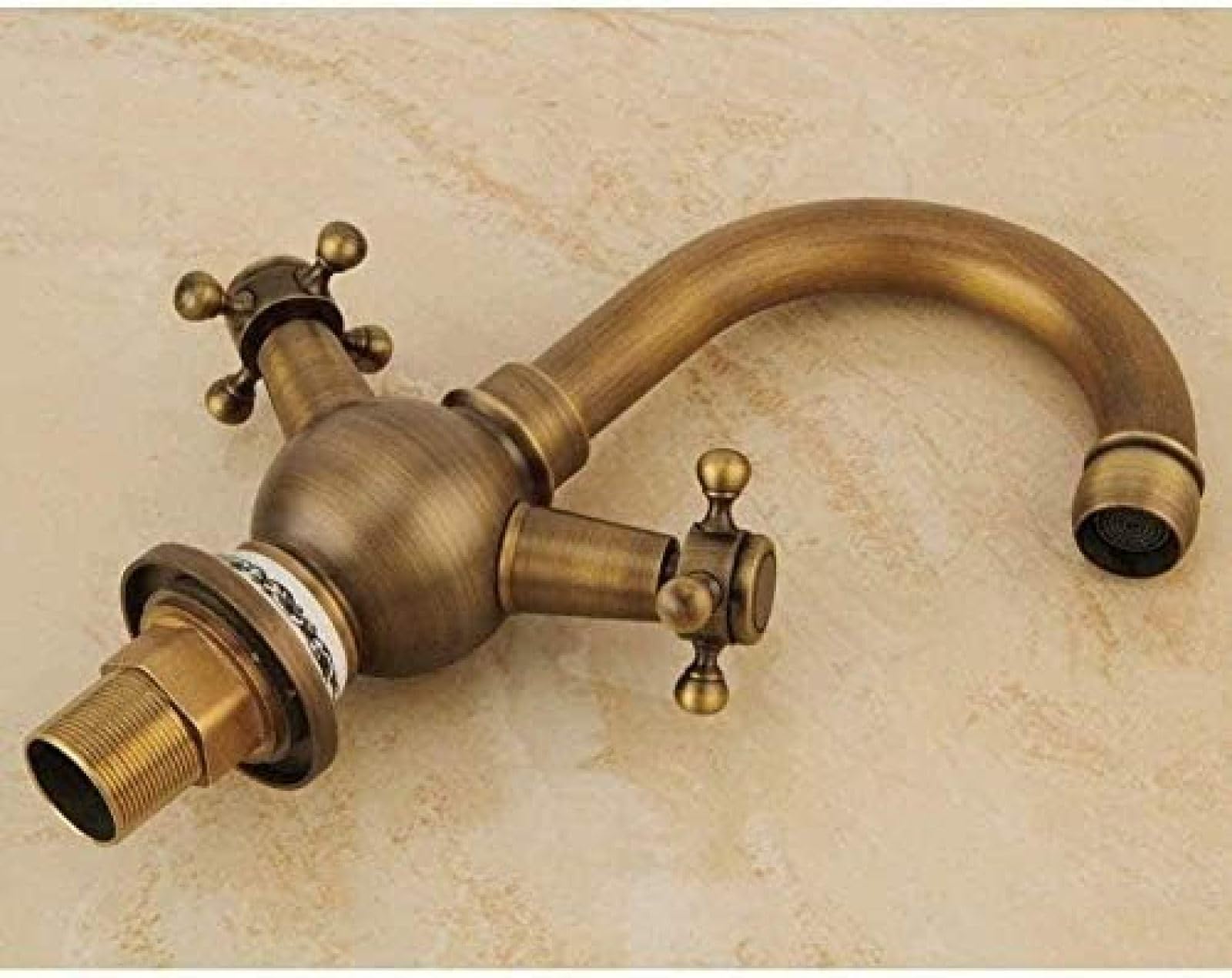 Grifo Grifo de Cocina Grifo Estilo Vintage Latón Antiguo Grifo de Fregadero de Doble manija Grifo de Fregadero de Agua fría y Caliente Accesorios de baño
