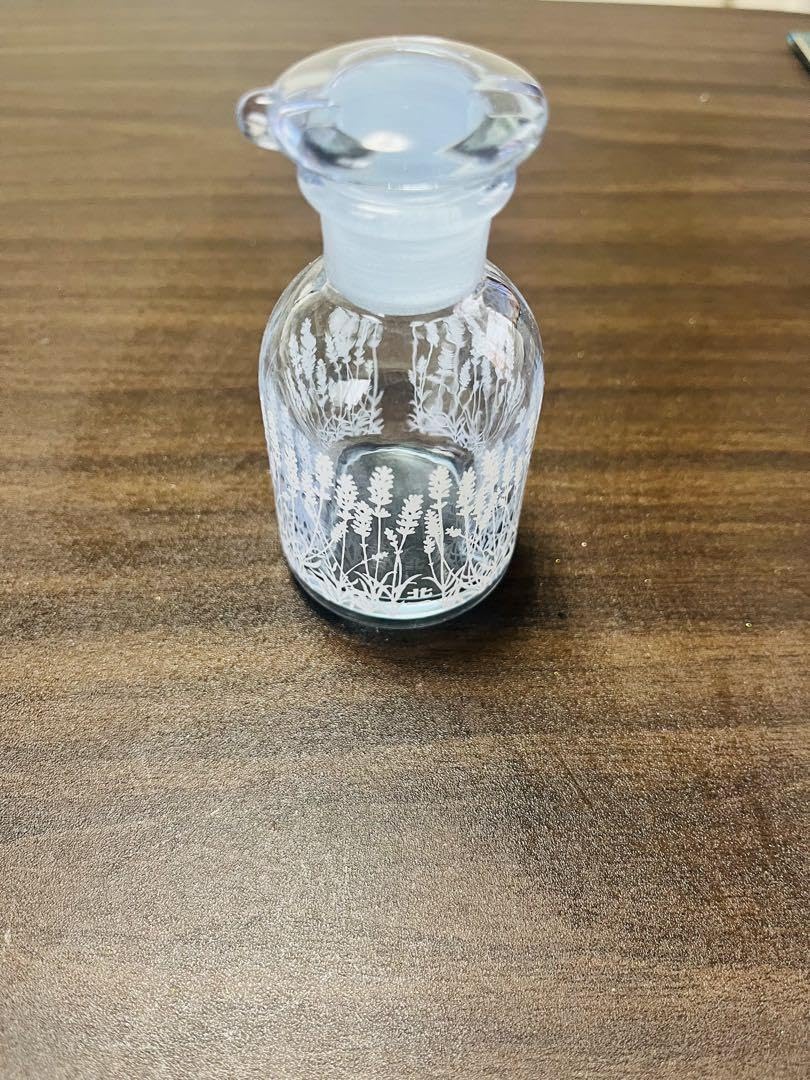 油彩画「錫の水差し」 Amazon.co.jp: 北一硝子 醤油差し ラベンダー柄 : ホーム＆キッチン