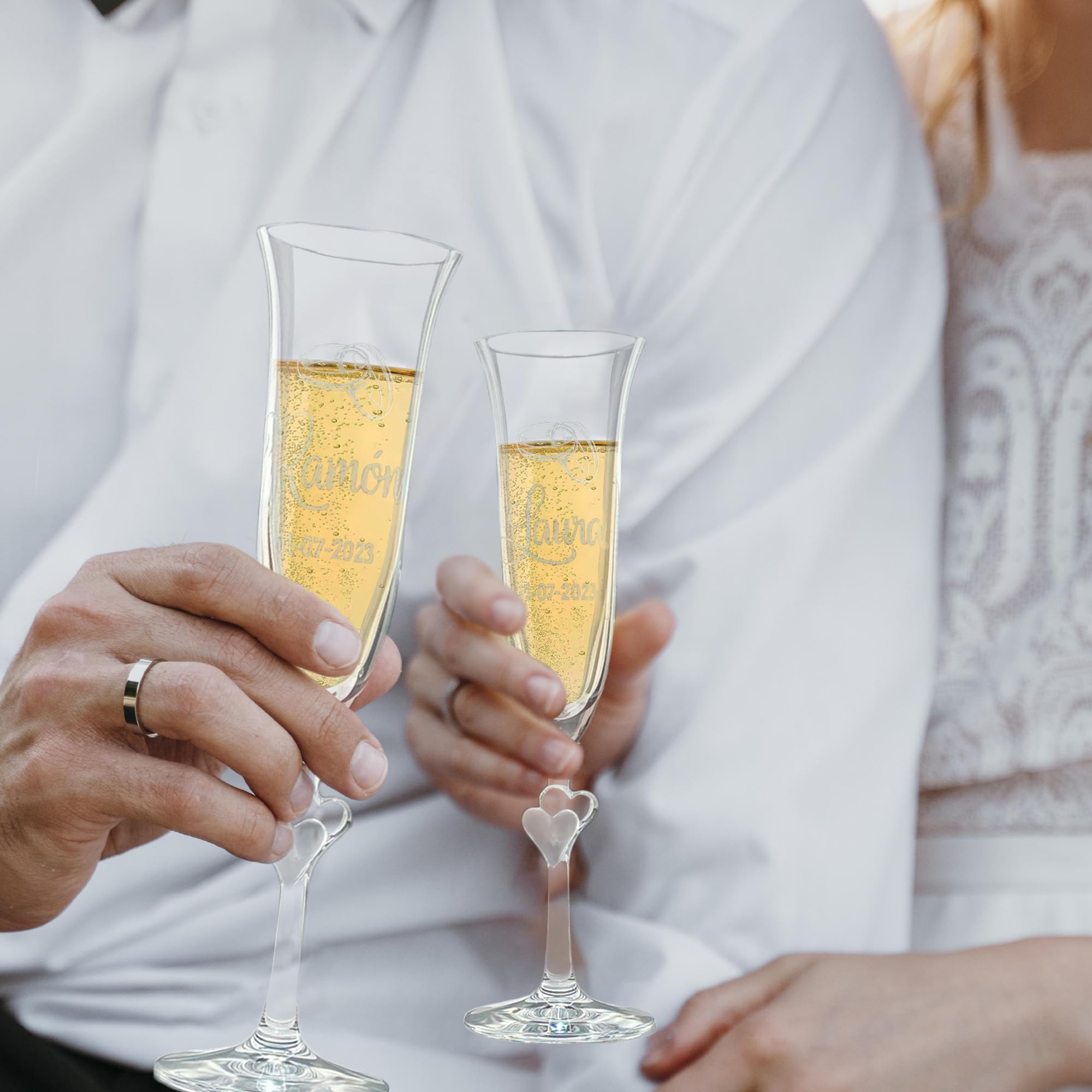 Copas de Boda Personalizadas para Novios con Corazón – Copas de Champán Grabadas con Nombre y Fecha – Copas Brindis Boda – Regalo para Novios con Estuche