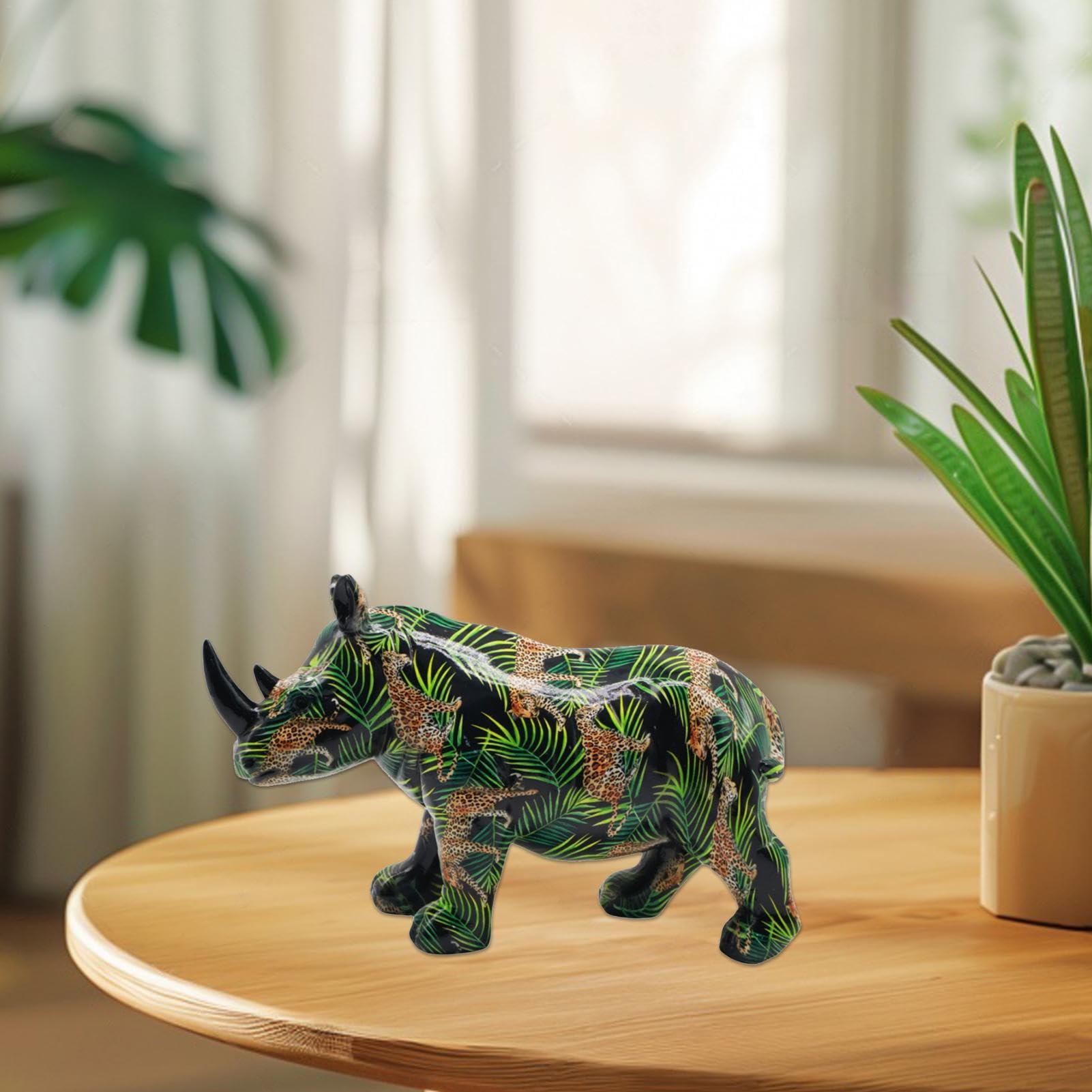 Amazon.co.jp: サイの動物の置物 | カラフルなサイの動物の置物
