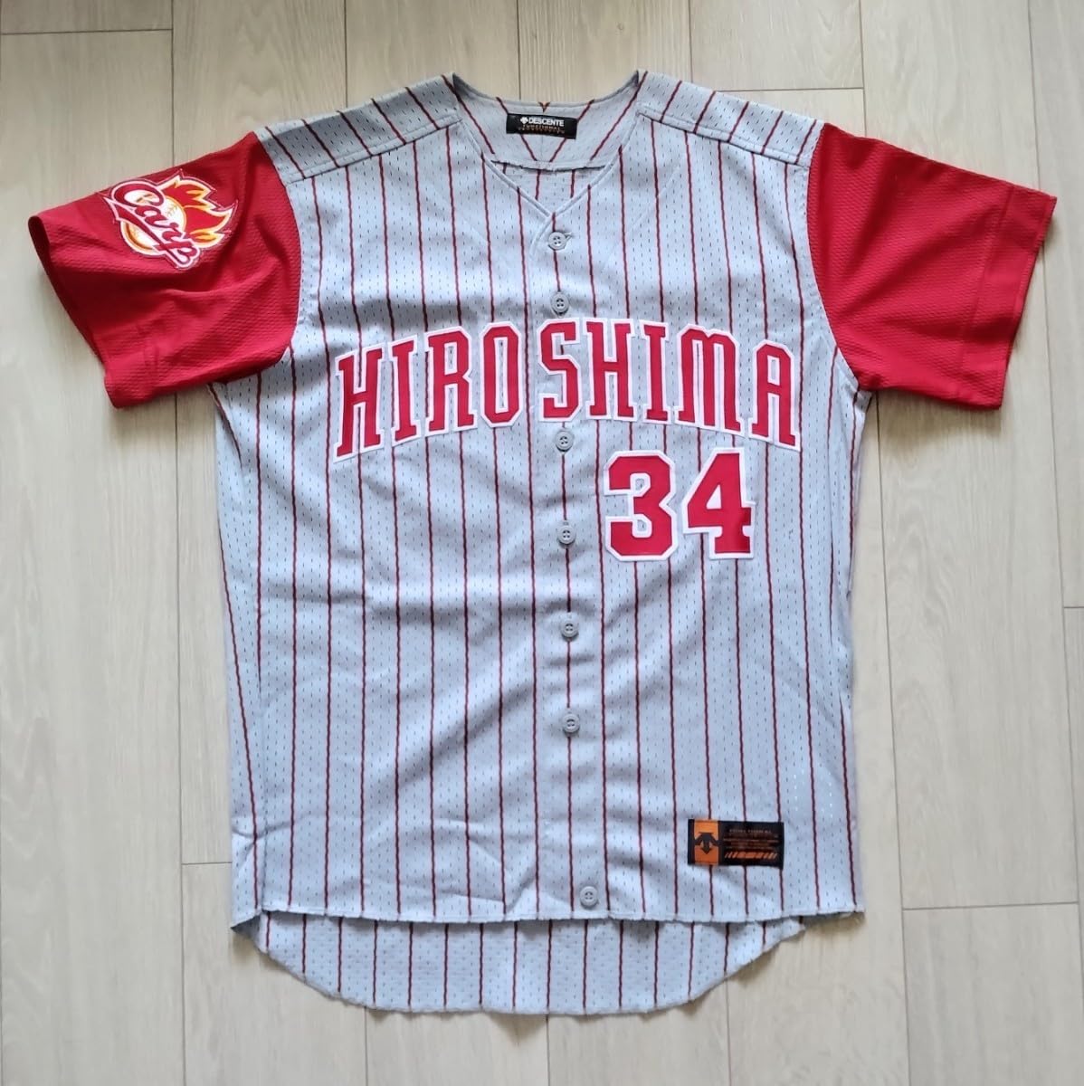 DESCENTE - 【レア】広島　東洋　カープ　仁部　ビジター　ユニフォーム　デサント　M Amazon.co.jp: 広島 東洋 カープ 仁部 ビジター ユニフォーム