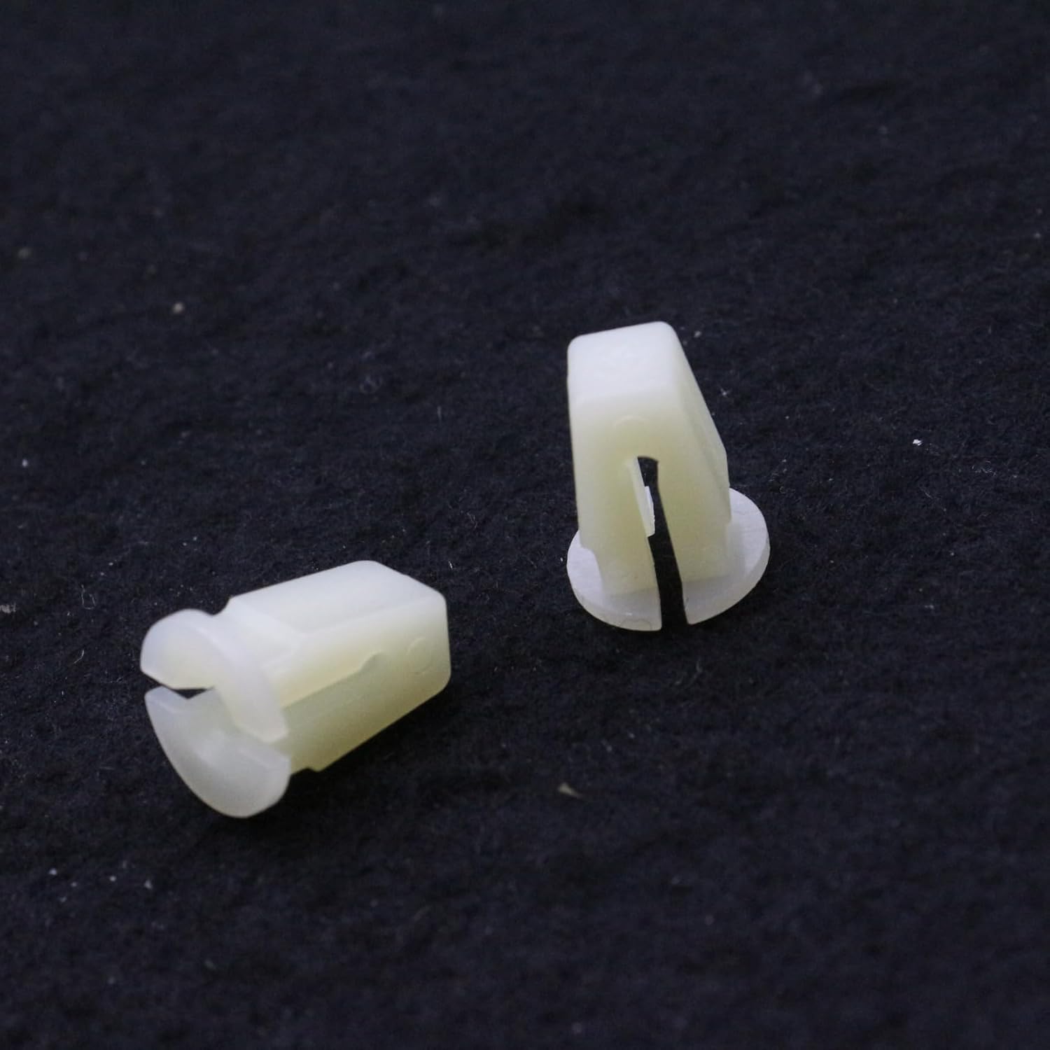 10 Pcs Trim Panel Nut Grommet Nylon White Head Diameter 11mm M4.2 Screw Stem Length 13mm Part Number 165827592 Compatible with Volkswagen Golf