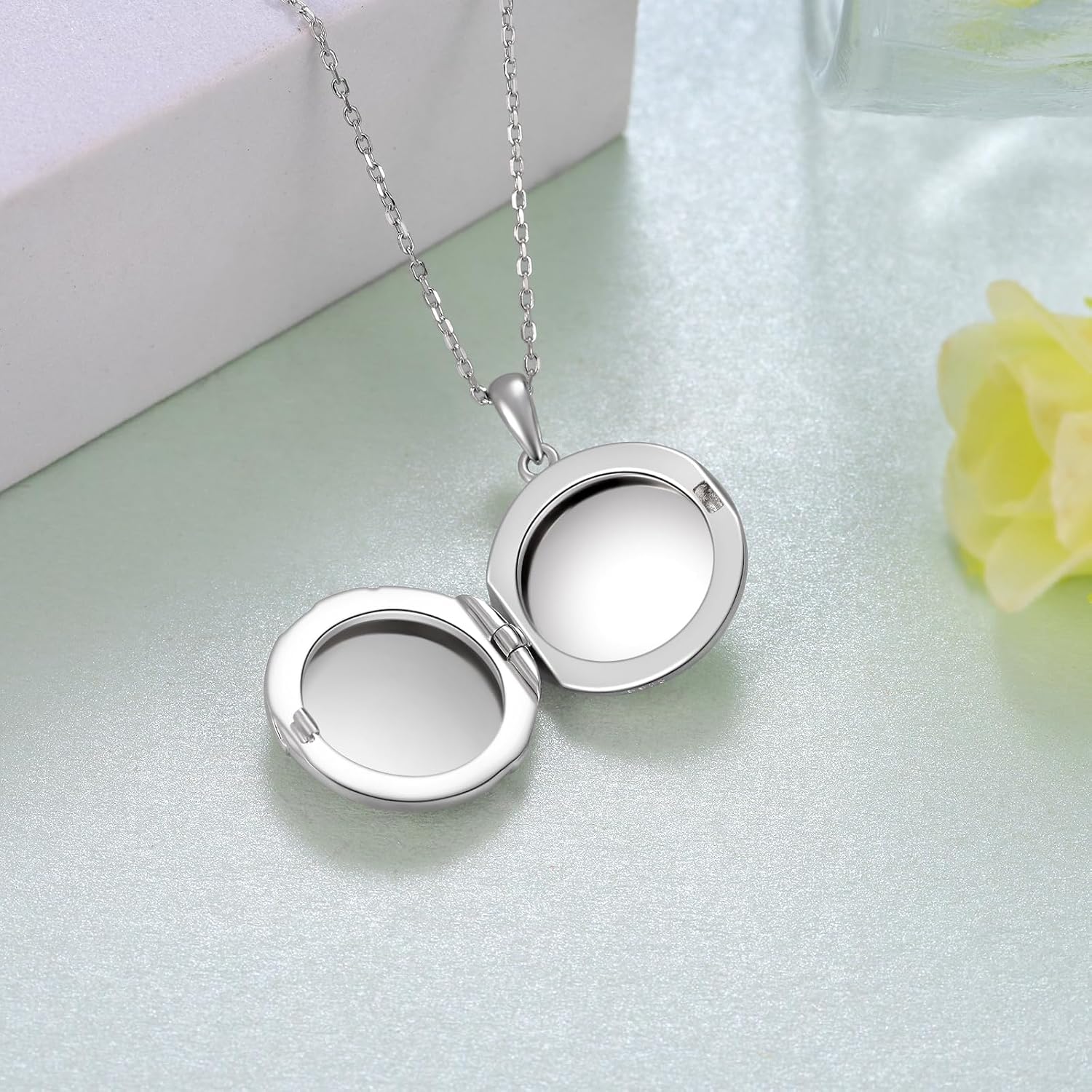 Locket Necklace 925 Sterling Silver Photo Locket Pendant Necklace with Photo Storage Birthday Memorial Jewelry Gift for Women