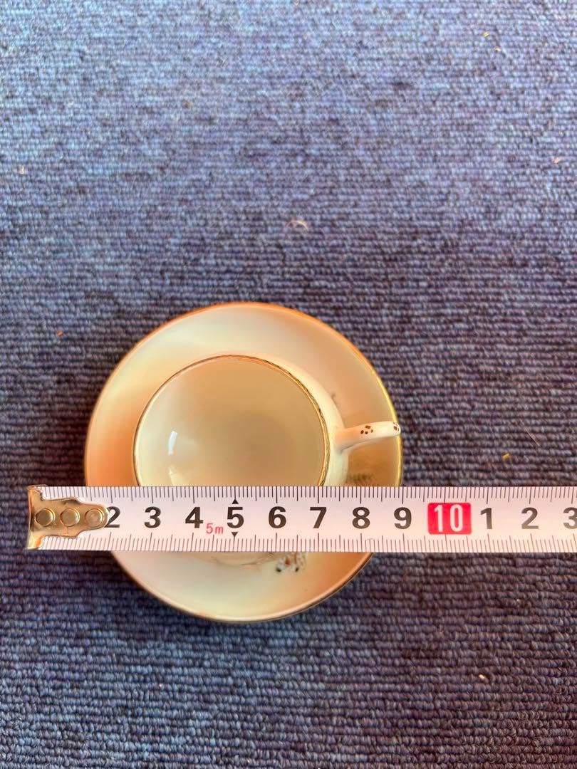 明治期 英国里帰り品 色絵陽刻美人富士文卵殻手 カップ＆ソーサー 964