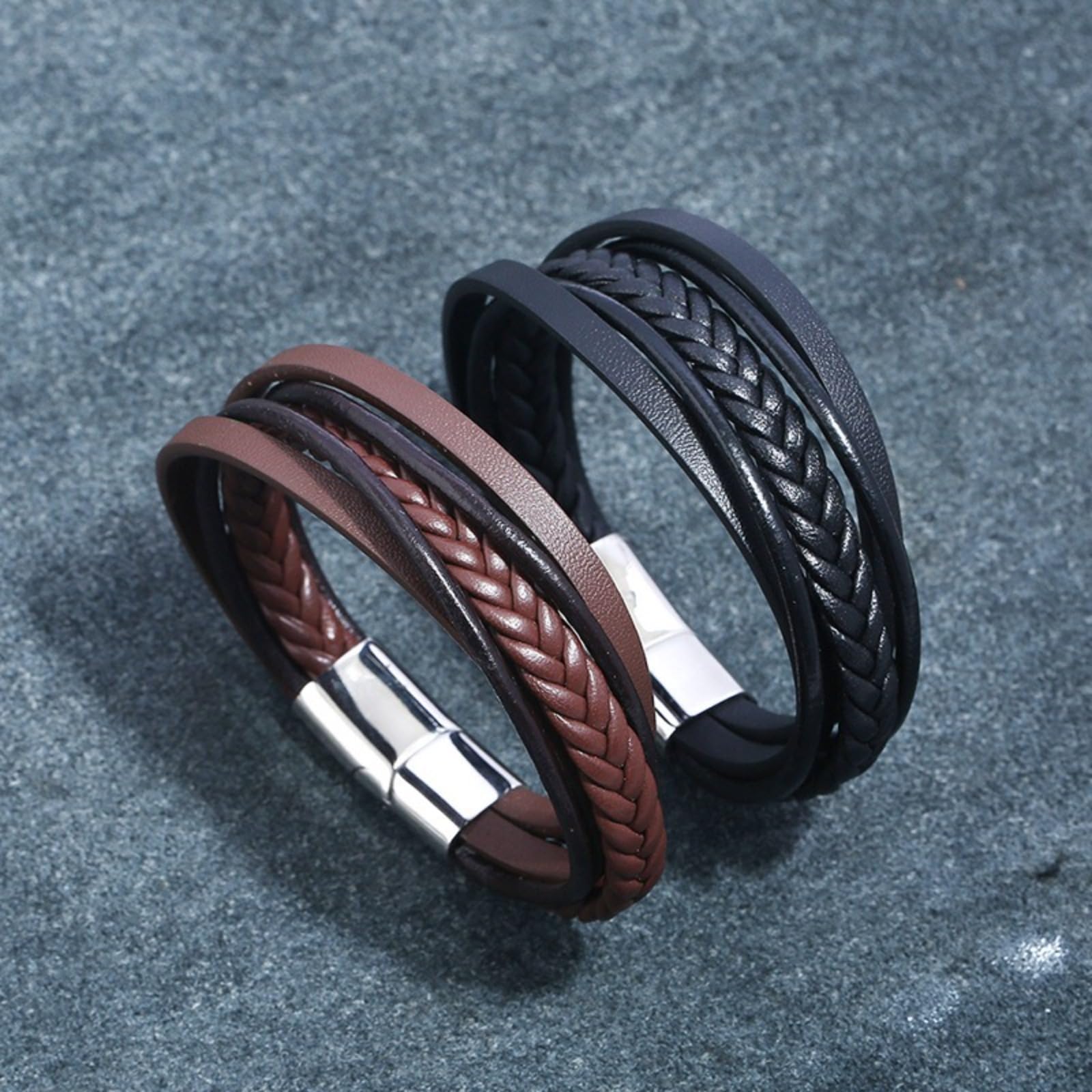 Minimal gewebtes, mehrschichtiges, rostfreies, personalisiertes europäisches und amerikanisches Herrenarmband aus Titanstahlleder