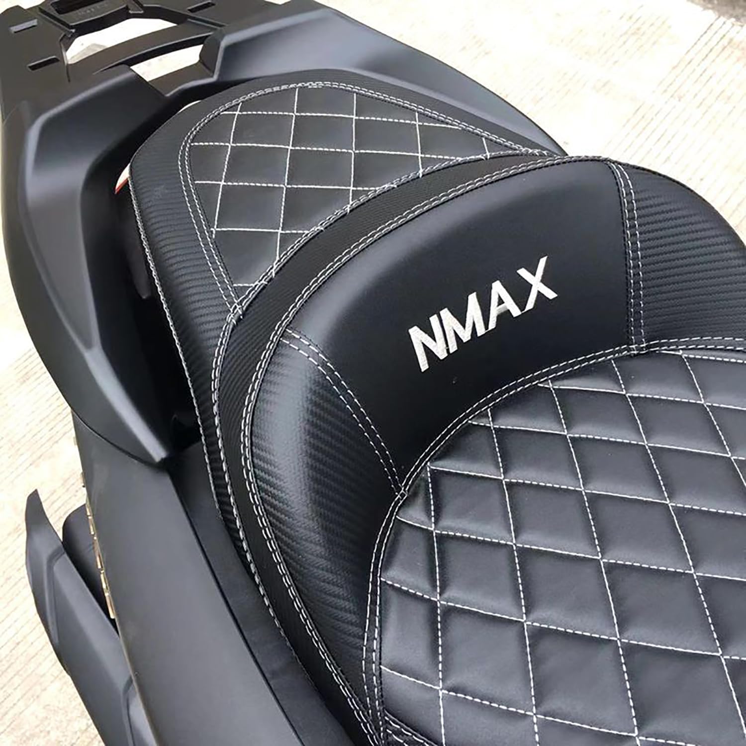 Amazon | NMAX125/155専用 コンフォートシート ウェストサポート付き