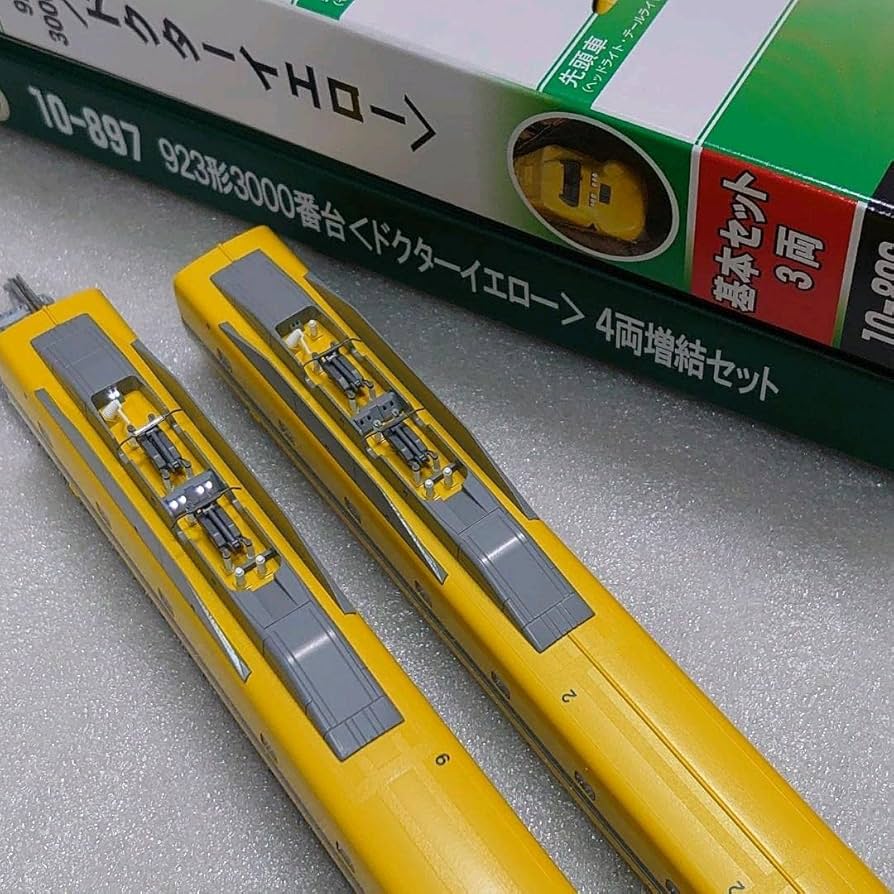 屋根サーチライト点灯 923形 3000番台 ドクターイエロー KATO 新品近 Amazon.co.jp: 屋根上検測ライト点灯品 923形3000番台